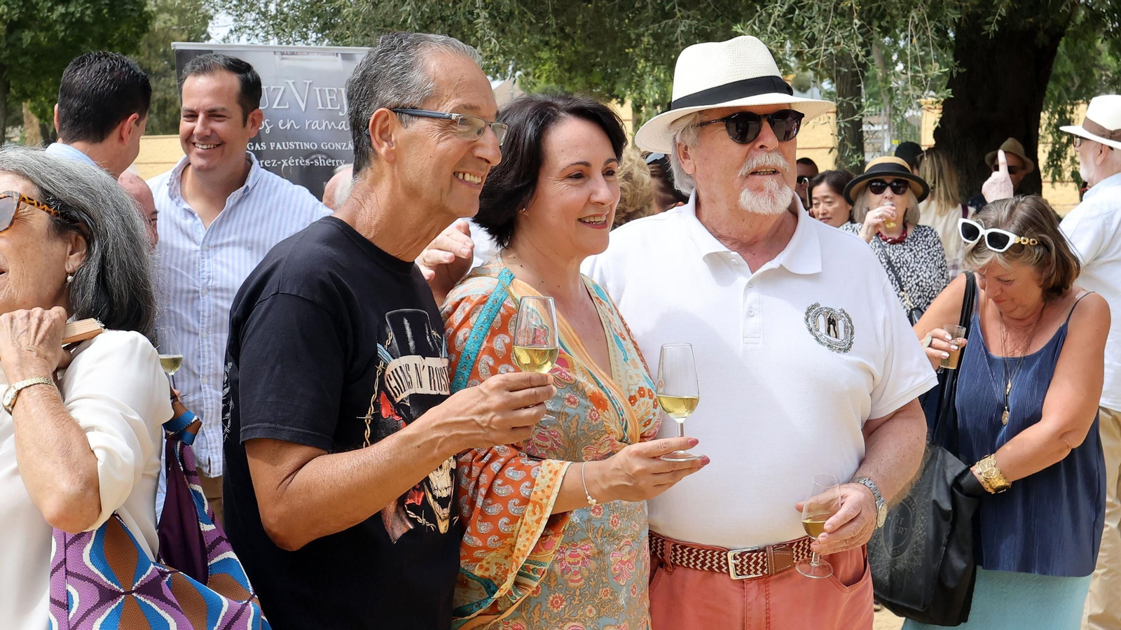 Imágenes del homenaje a Shakespeare en el monumento del parque González Hontoria de Jerez