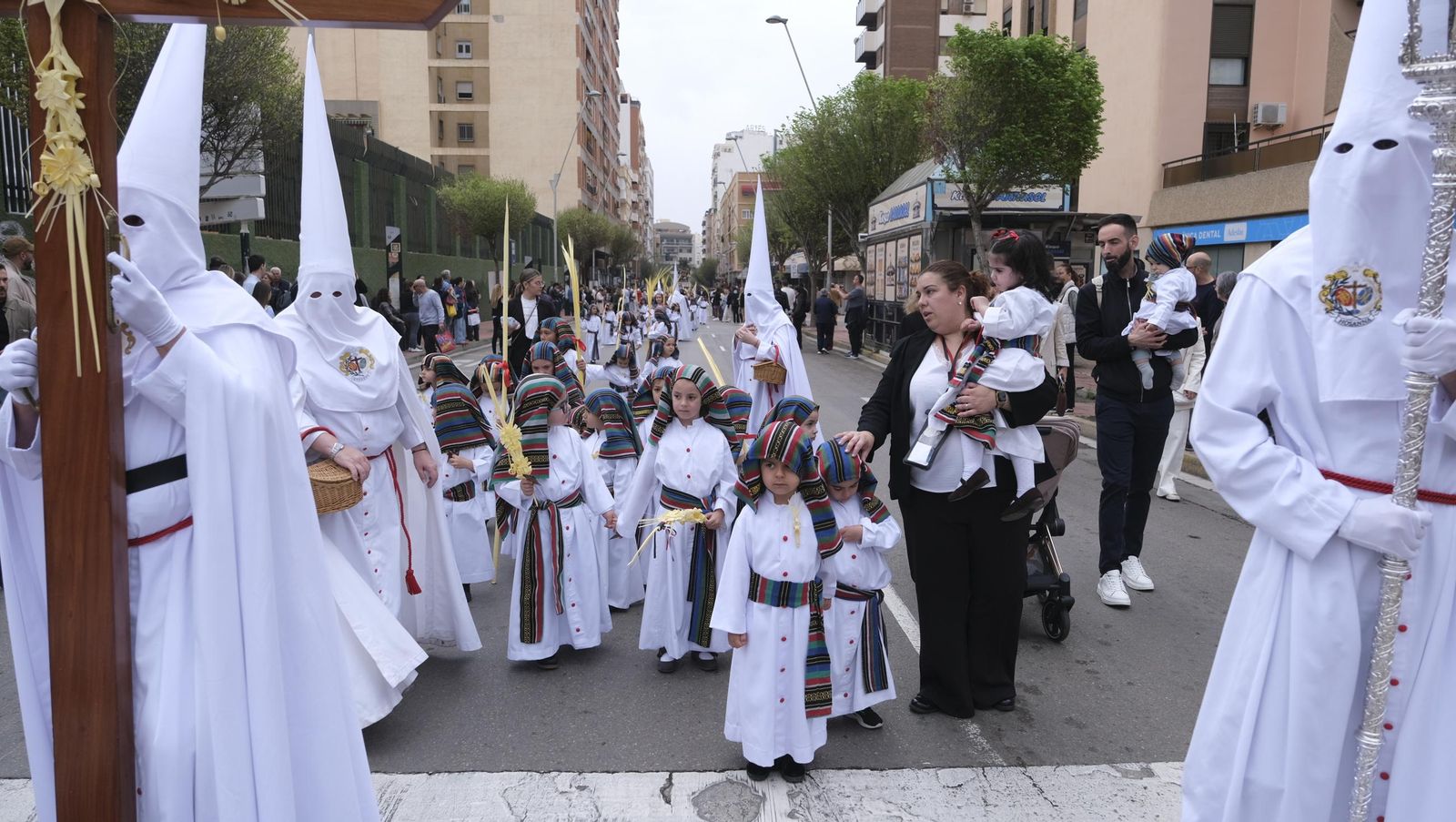 La Borriquita en la Semana Santa de Almería 2025, en imágenes