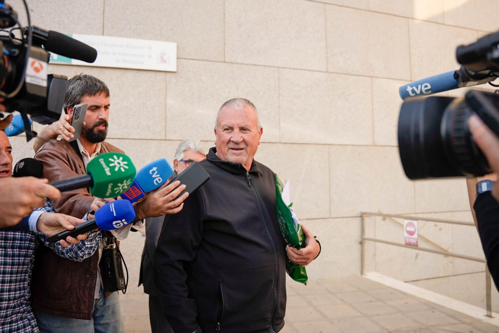 Acusados y abogados en la Ciudad de la Justicia: así ha sido la declaración ante el juez en Almería