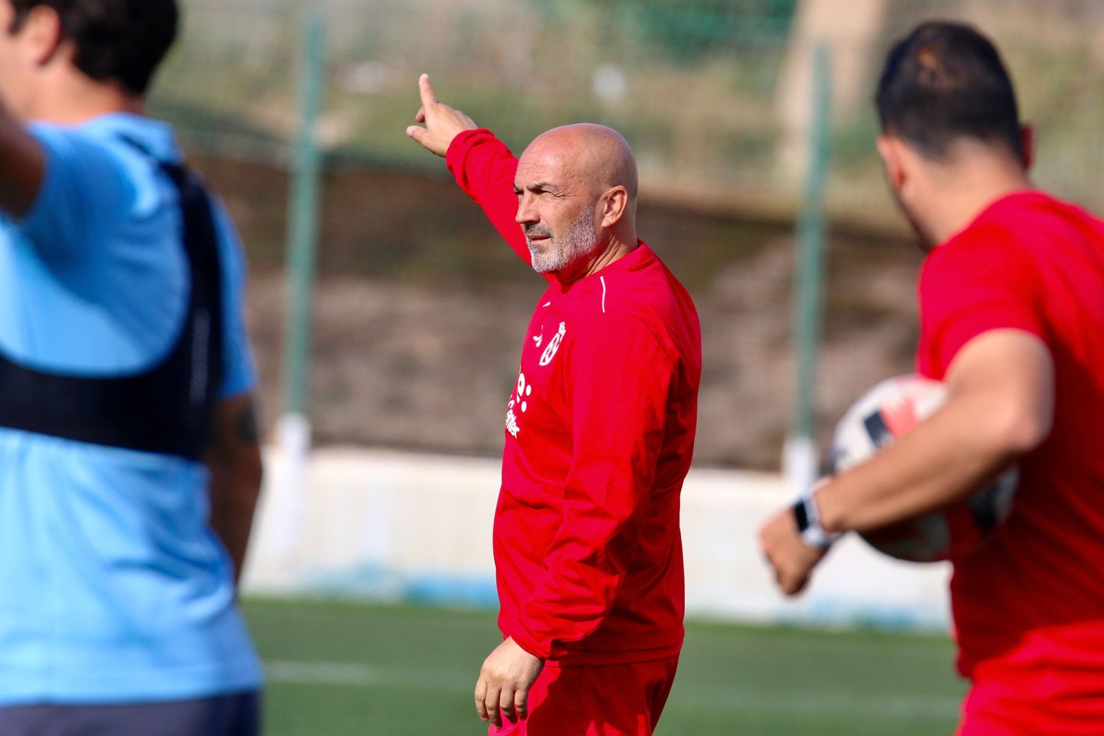 Juan Sabas, en un entrenamiento del Melilla.