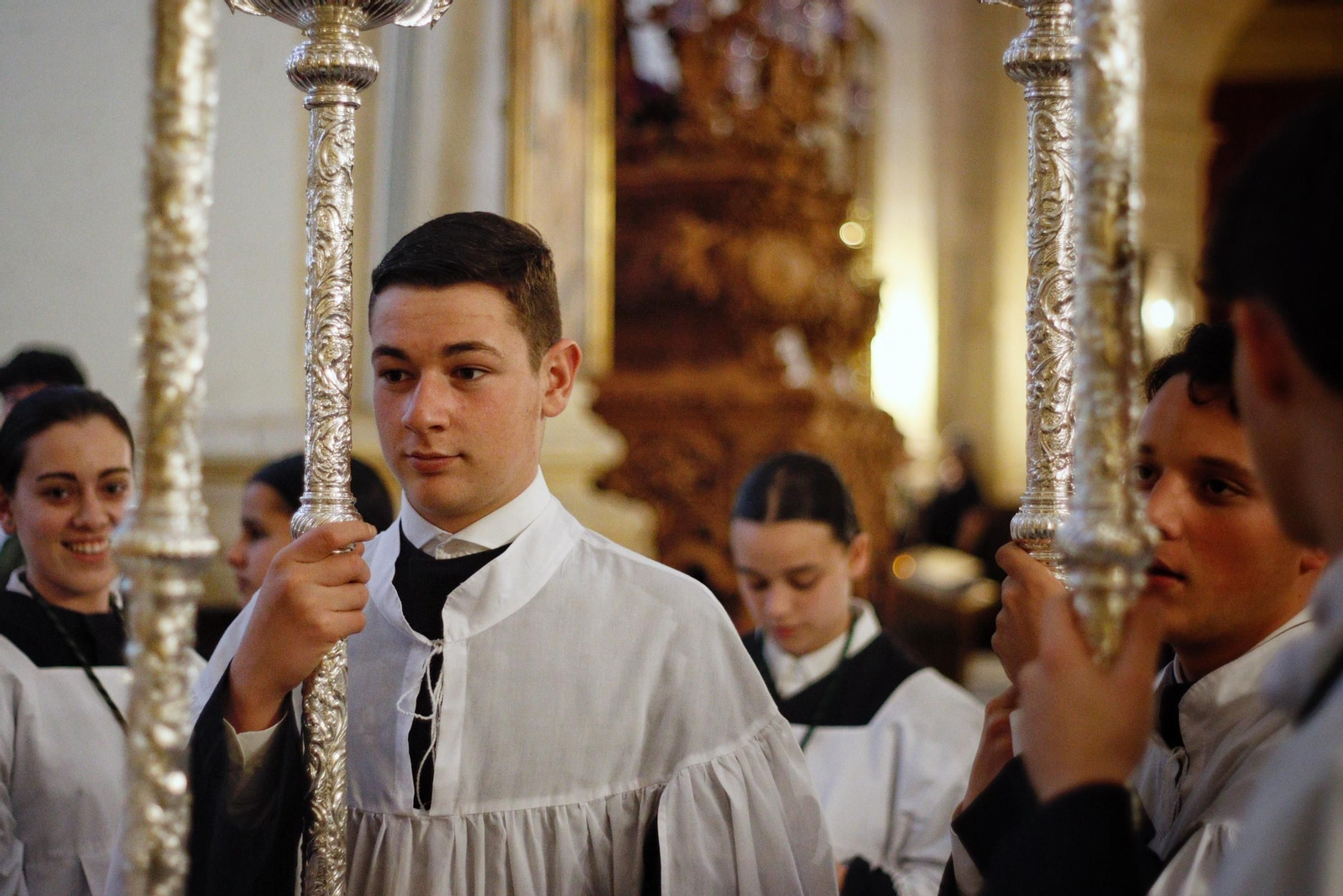 Imágenes de la salida de la Vera Cruz en la Semana Santa de Chiclana 2025