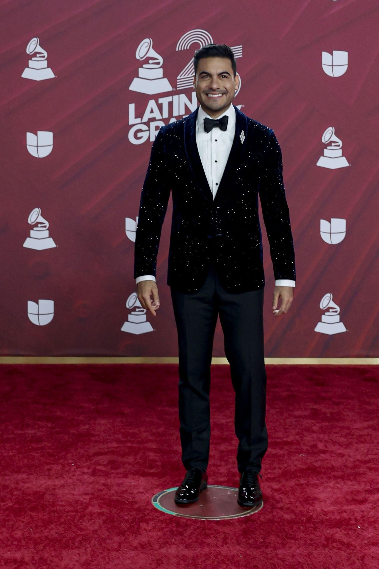 Todos los famosos, tendencias y curiosidades en la alfombra roja de la 25 edición de los Grammy Latinos