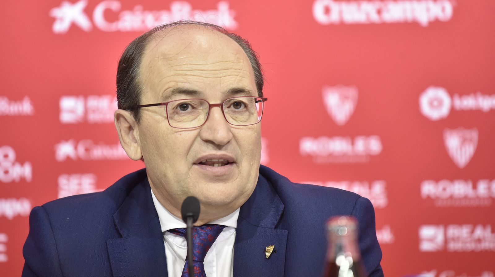 Las presentación de Óscar Arias, en imágenes