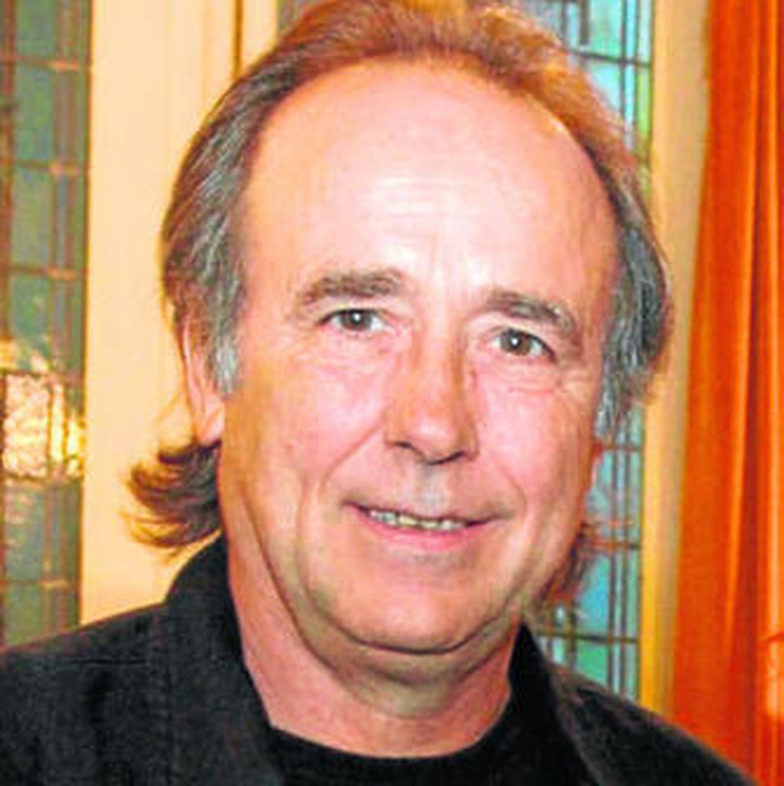 Joan Manuel Serrat.