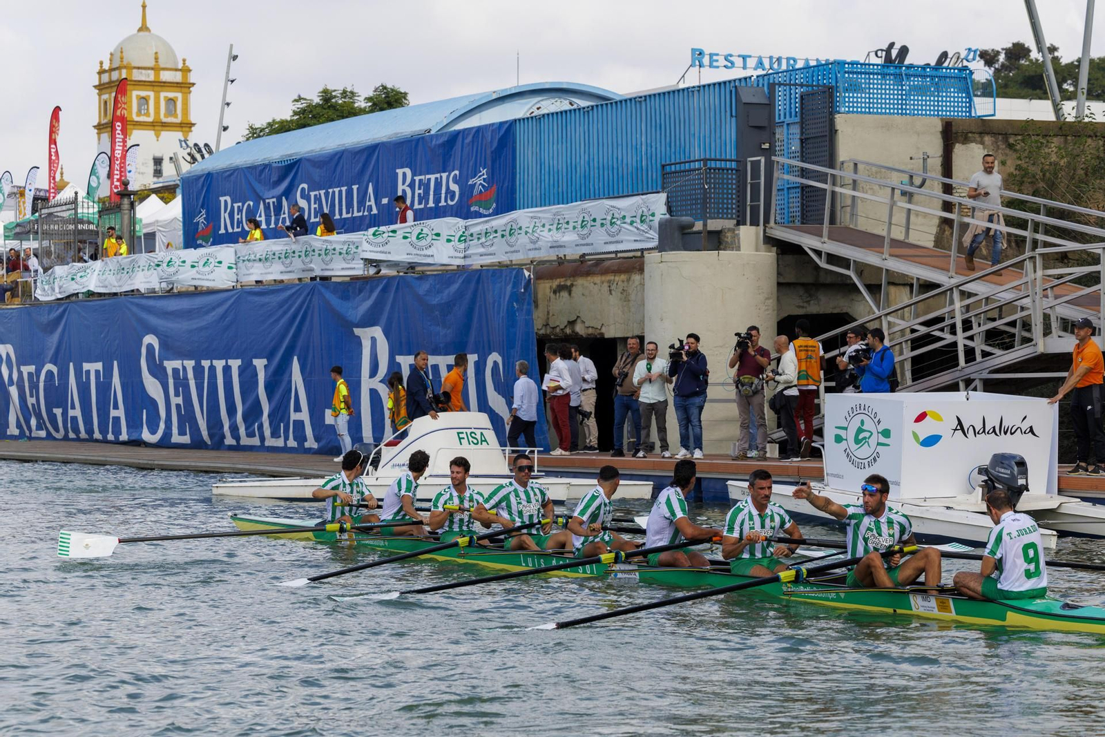 Las fotos de la regata Sevilla-Betis 2024: nuevo triunfo del Betis