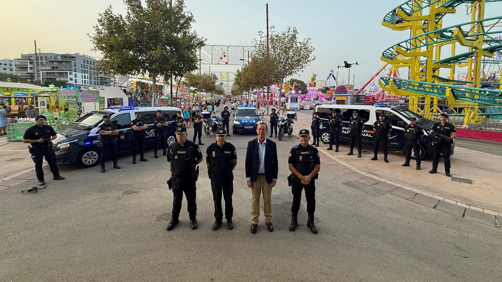 El subdelegado del Gobierno ha visitado el recinto para conocer el despliegue policial.