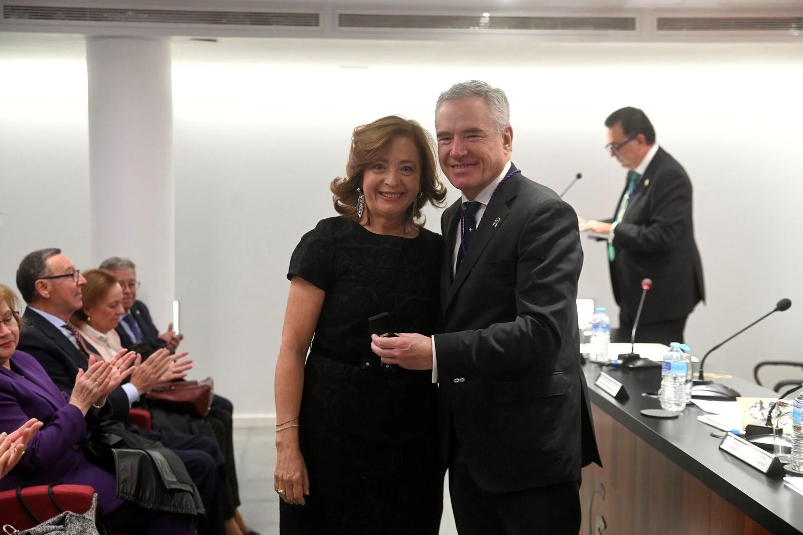 El Colegio de Farmacéuticos de Córdoba celebra la festividad de su patrona, la Inmaculada, en imágenes