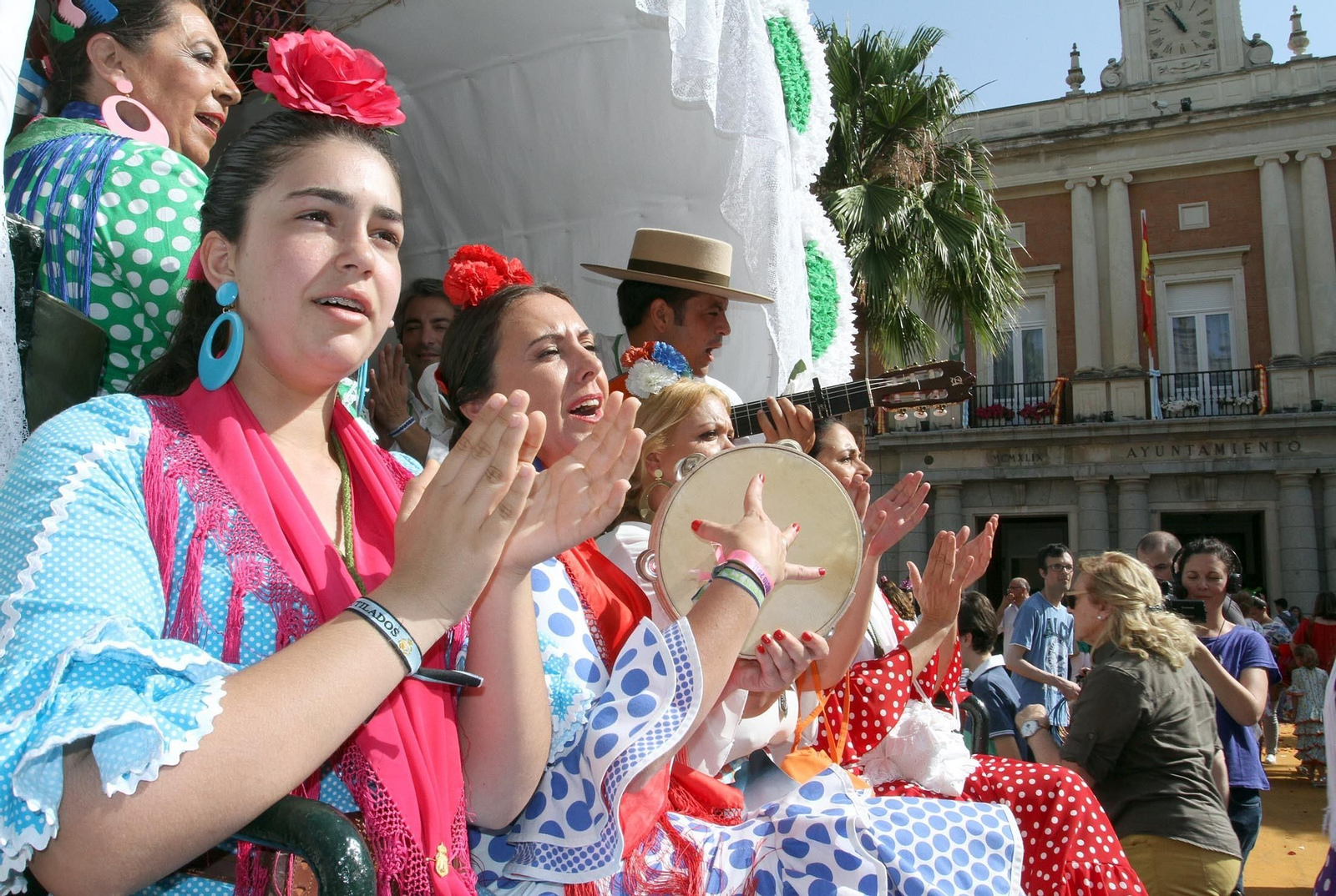 Imágenes de la salida de la Hermandad de Huelva