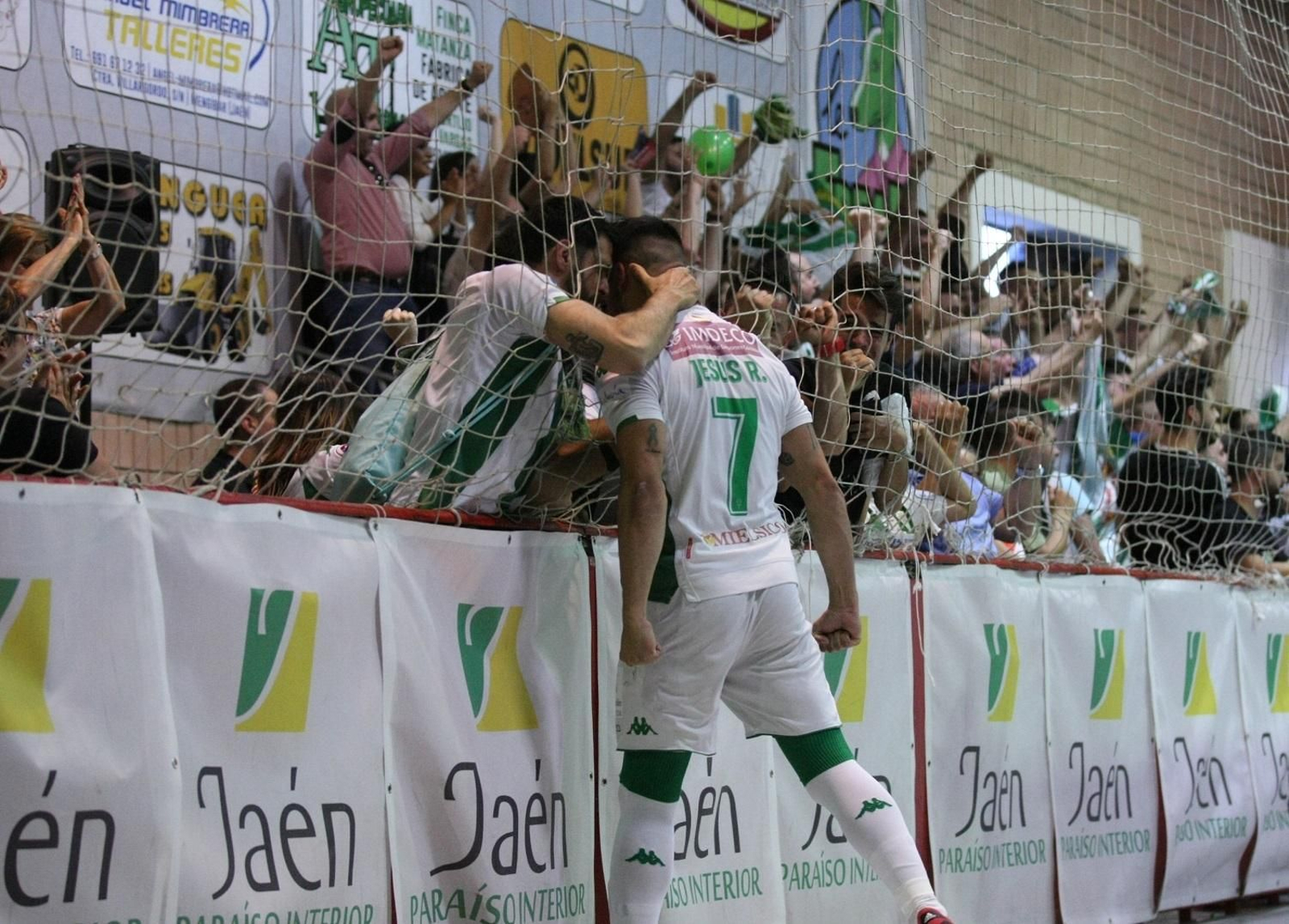 Las fotos del ascenso del Córdoba CF Futsal en Mengíbar