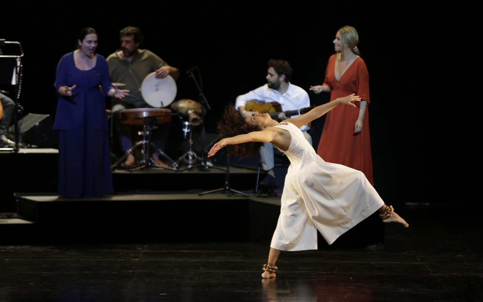 Las imágenes del espectáculo 'Gugurumbé' en el Maestranza