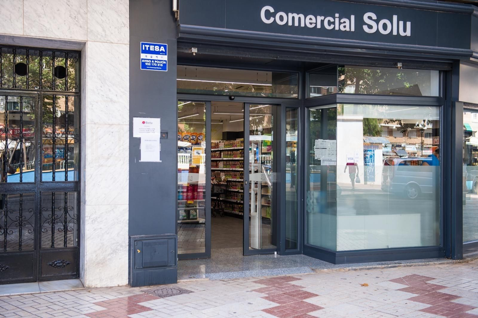 Imágenes de la puesta en marcha del Plan de Ahorro Energético en Málaga