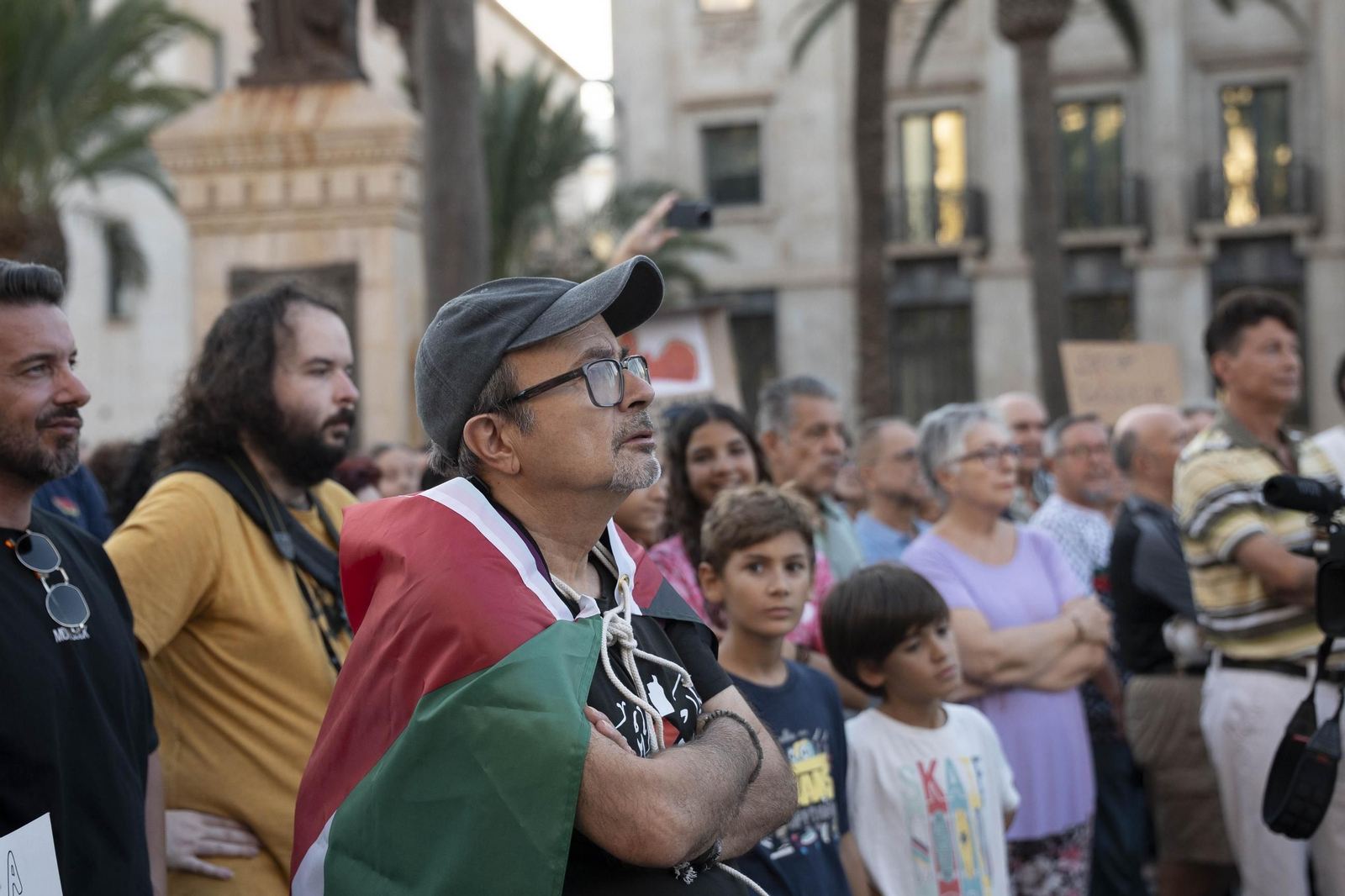 Manifestación convocada por la Plataforma Almería por Palestina