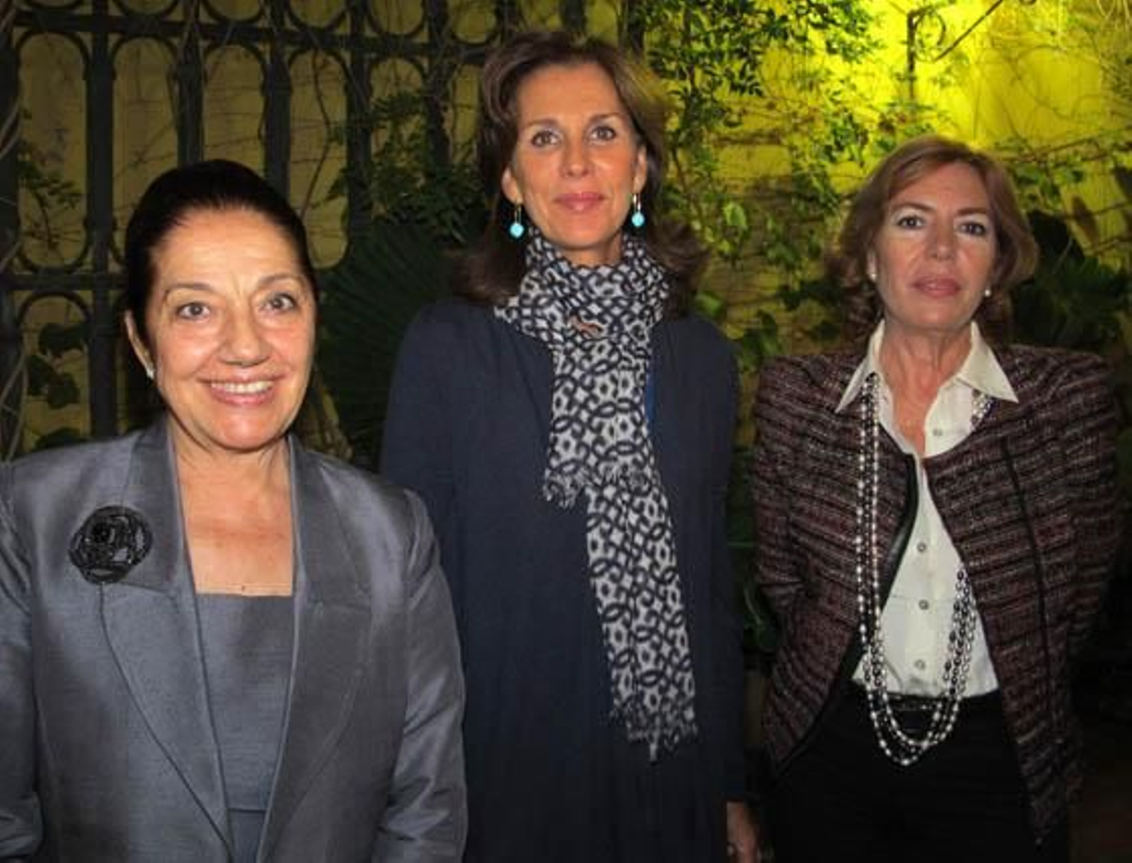 Loli Reina, Mamer Revuelta y Amparo Soriano.

Foto: Victoria Ramírez