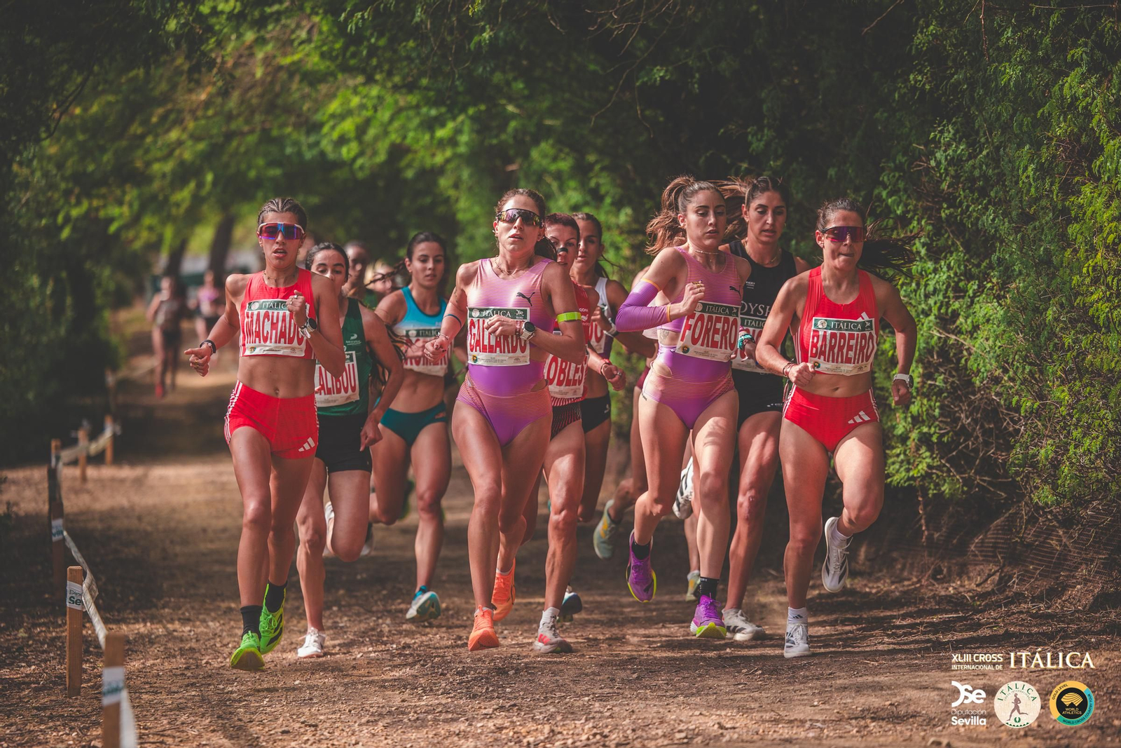 Búscate en las fotos del Cross de Itálica 2025 | 11
