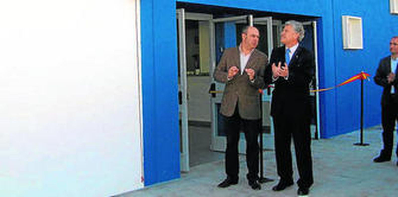 Inauguración de la Casa del Ciudadano de Santaella, ayer.