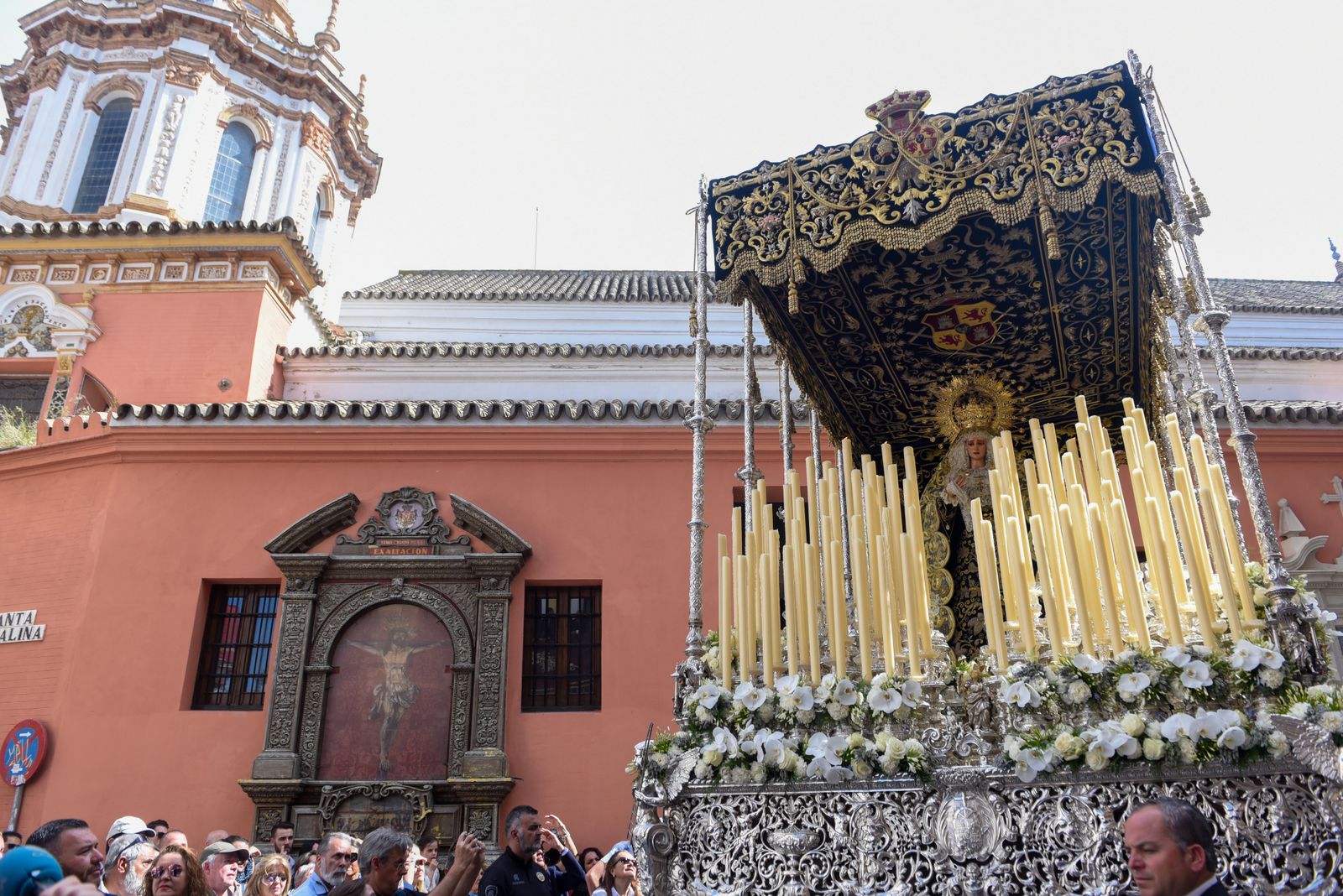 La Hermandad de La Exaltación, en imágenes