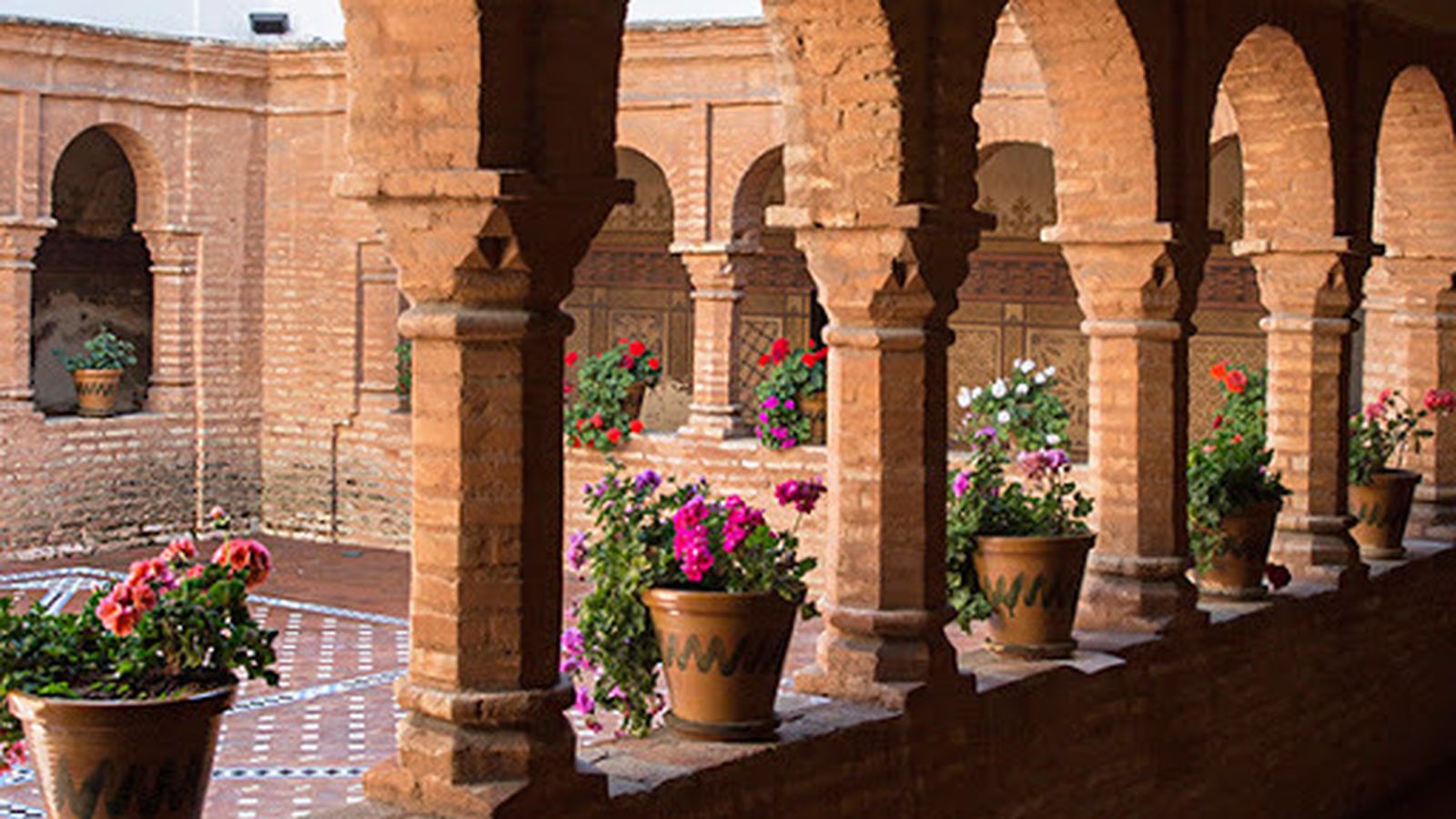 Claustro mudéjar del Monasterio de La Rábida.