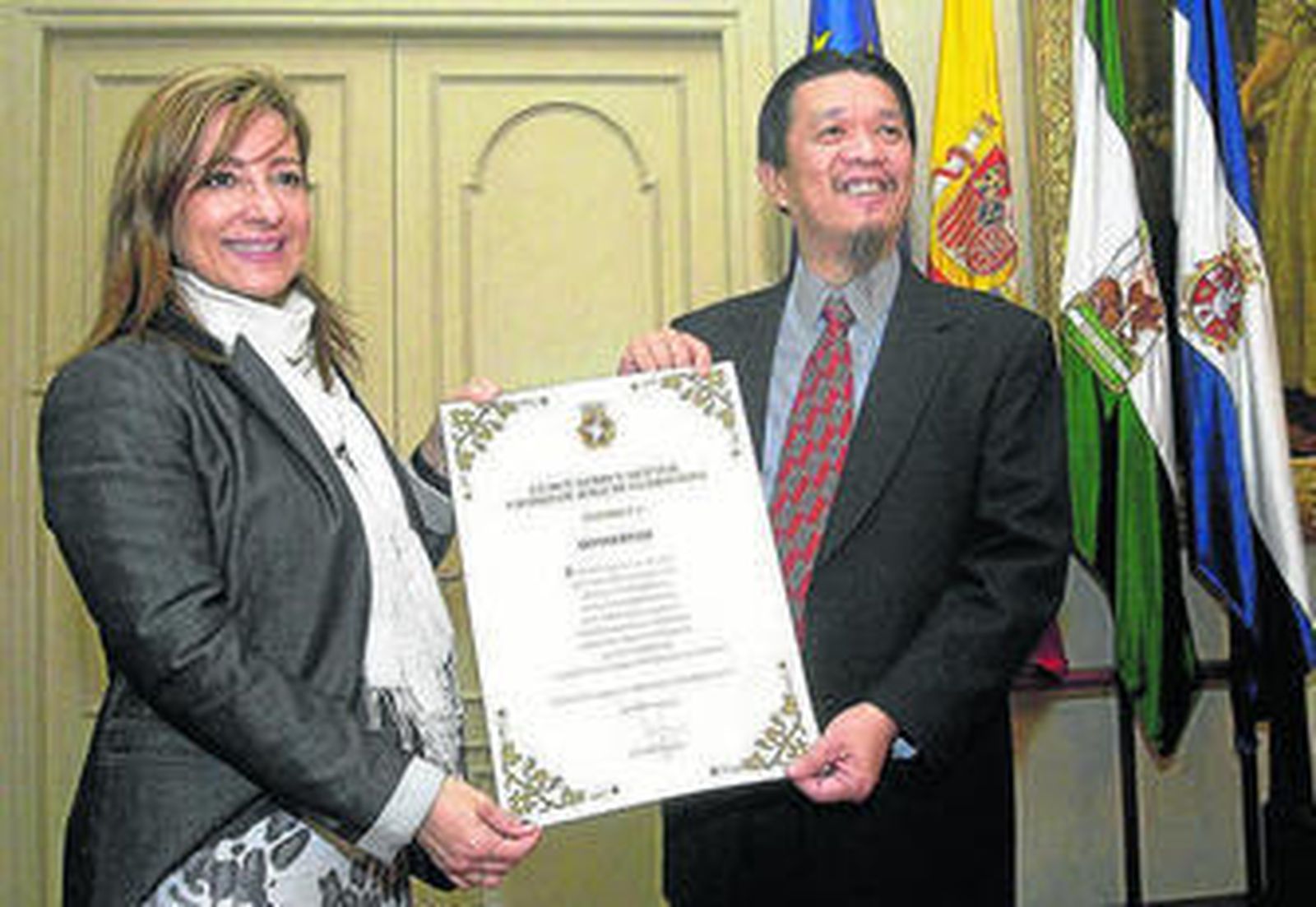Lucio Co, en la recepción oficial que le brindó la alcaldesa de Jerez, Pilar Sánchez, en 2011 por su aportación al brandy.