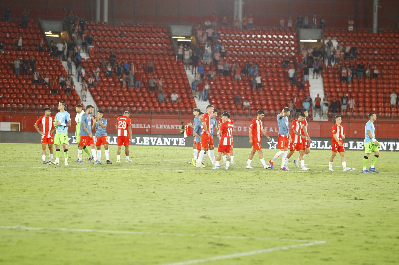 El partido U.D. Almería-C.D. Castellón en imágenes