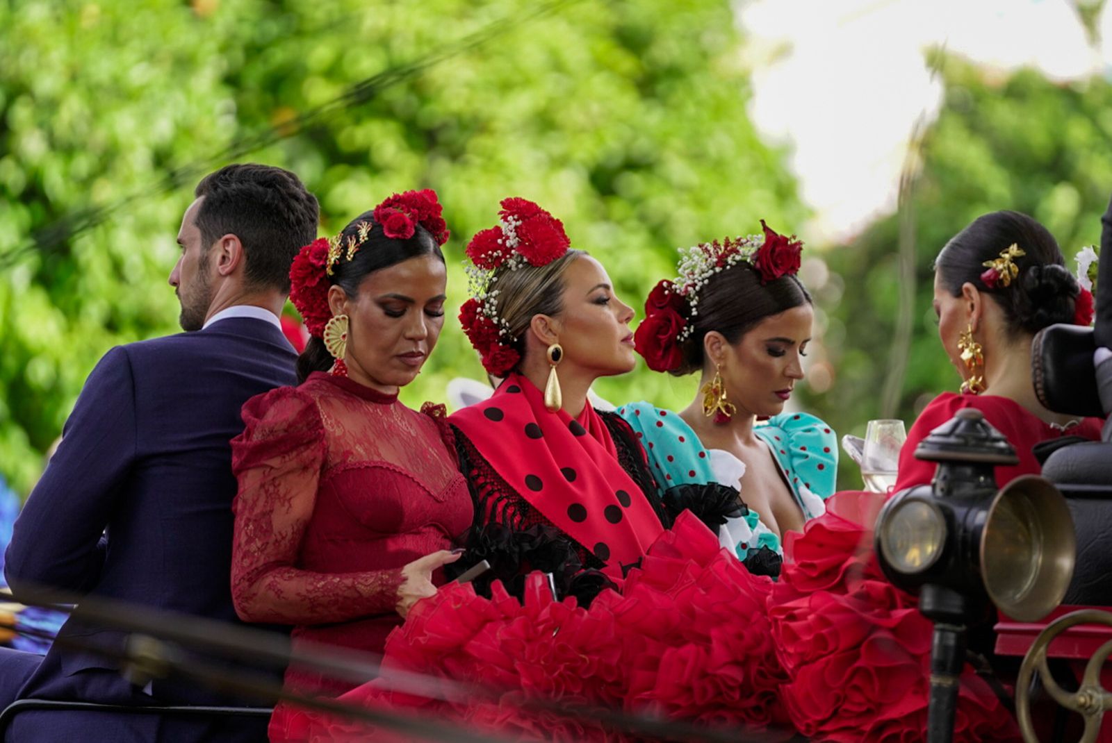Las estampas más destacadas del Martes de farolillos de la Feria de Abril