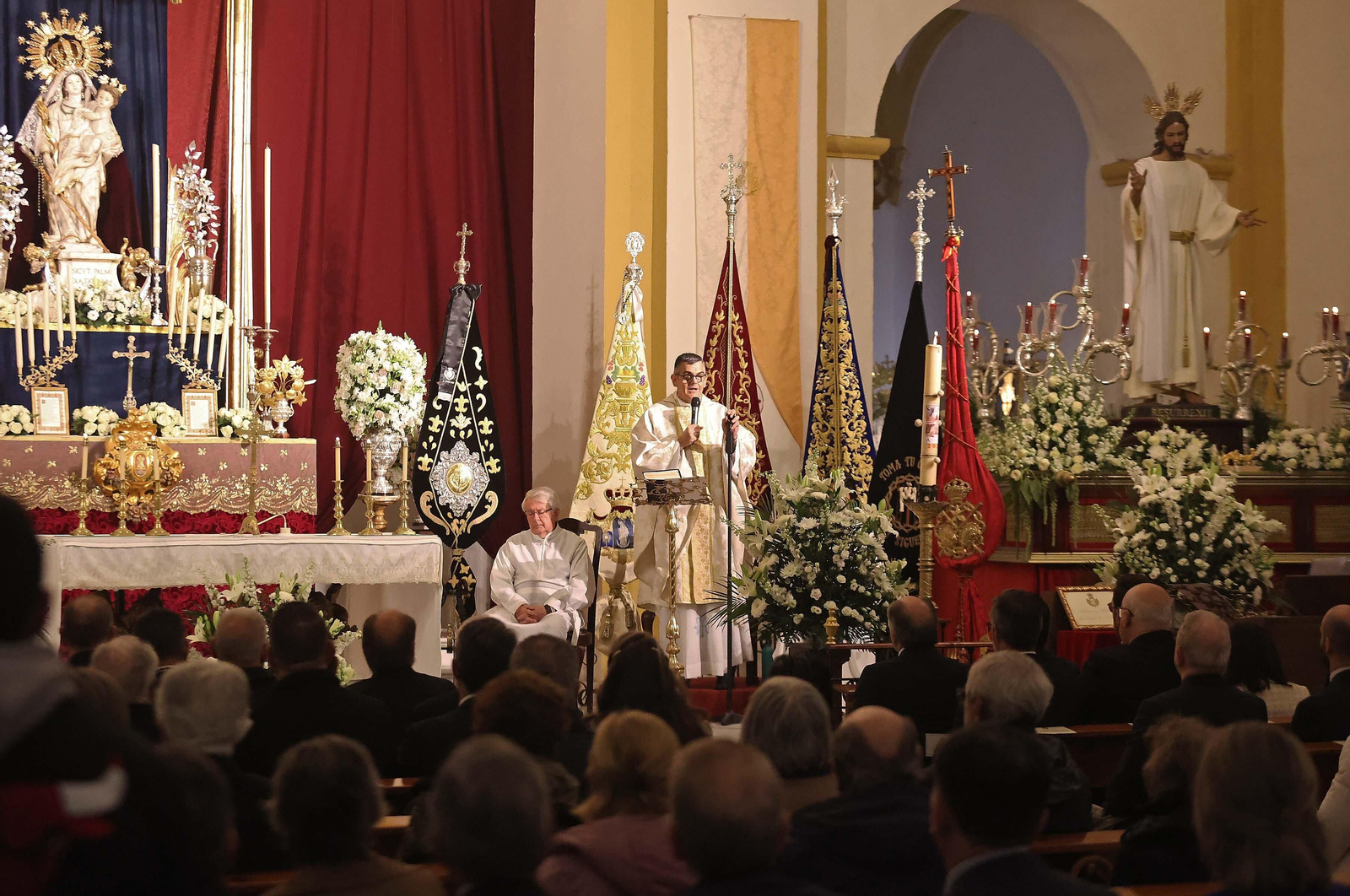 Fotos del Domingo de Resurrección en Algeciras: El Resucitado