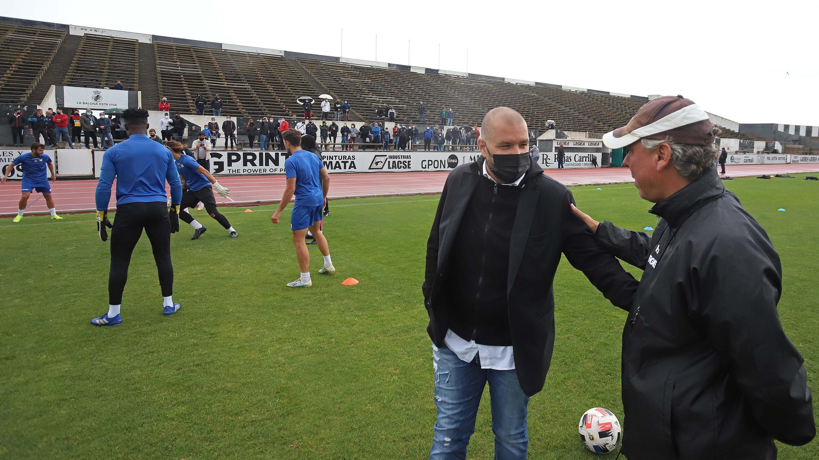 Fotos del entrenamiento a puerta abierta de la Balona