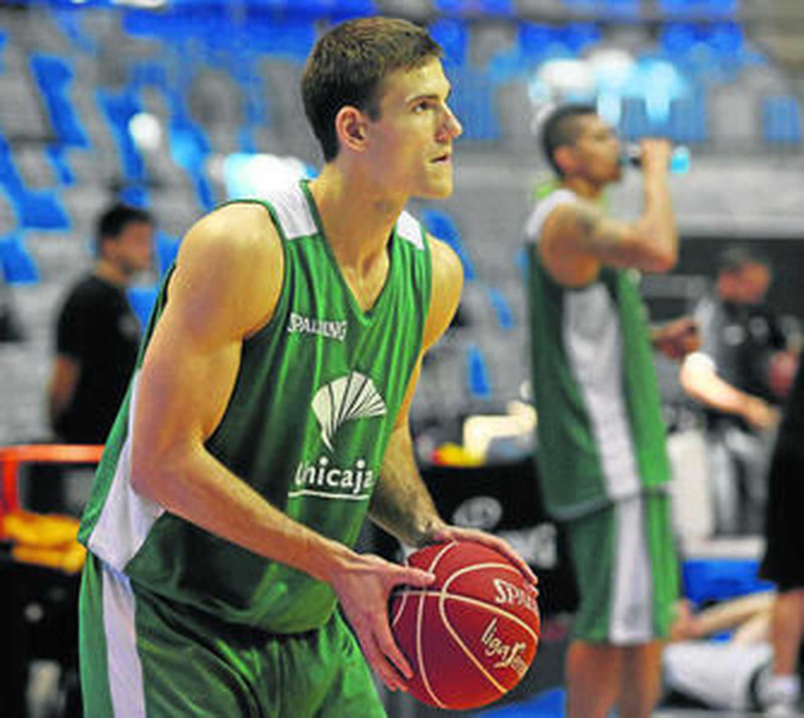 Nik Caner-Medley, en un entrenamiento en la pista central del Carpena.