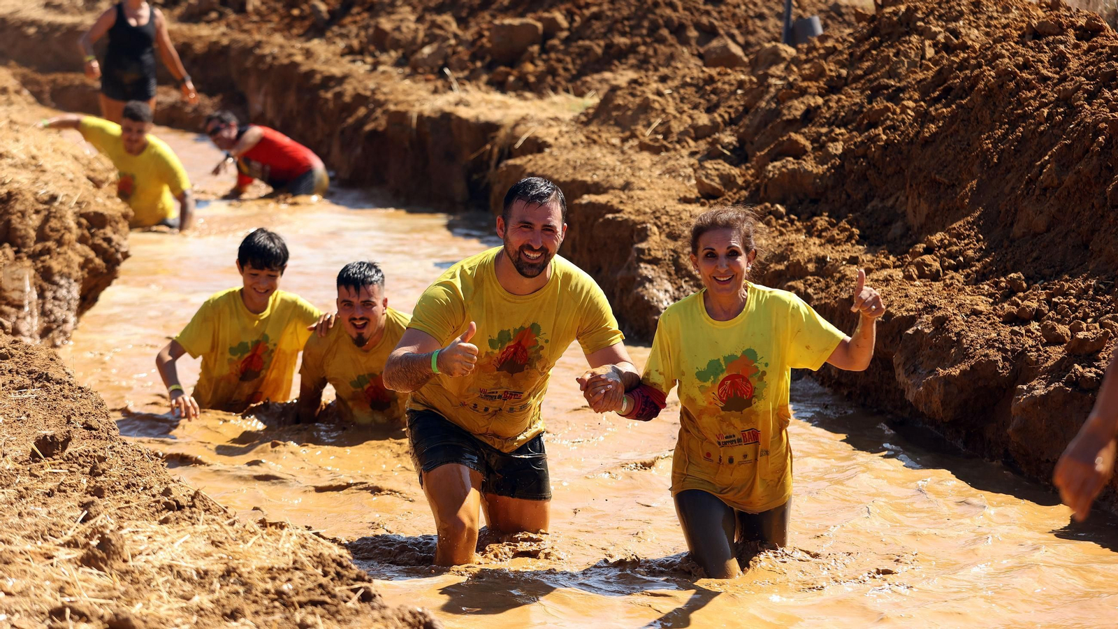 Búscate en la VII Carrera del Barro en La Barca