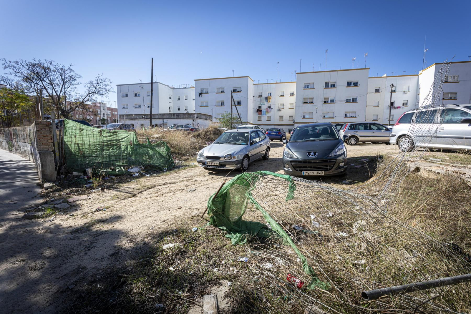 Ante el descenso de pisos vacíos, la ciudad aún tiene varios solares libres para construir.