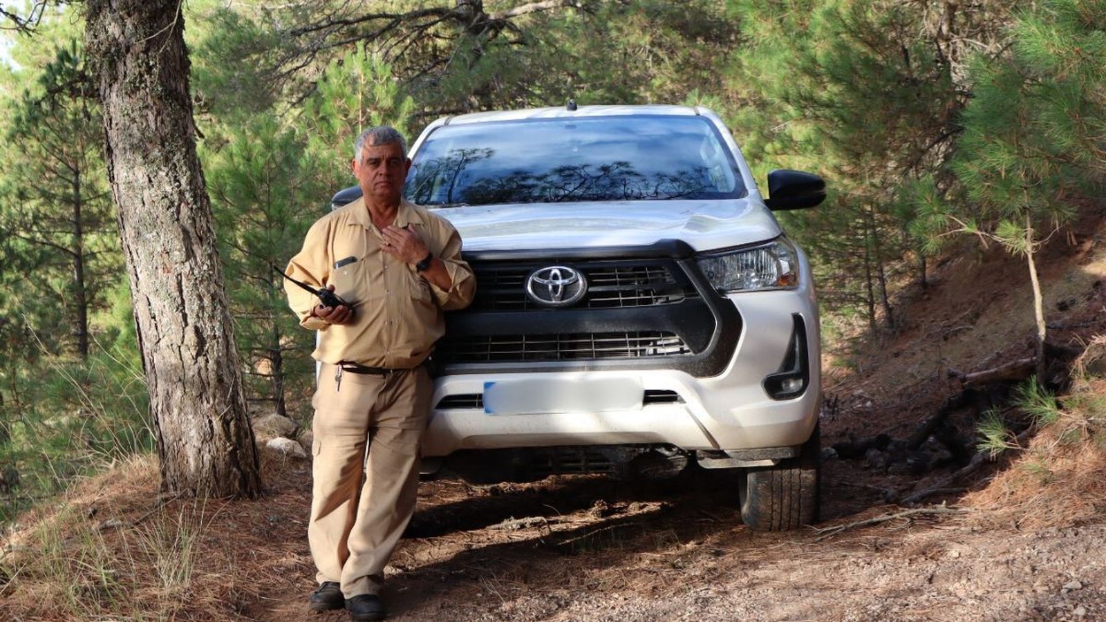 Narciso García durante uno de sus servicios como guarda.