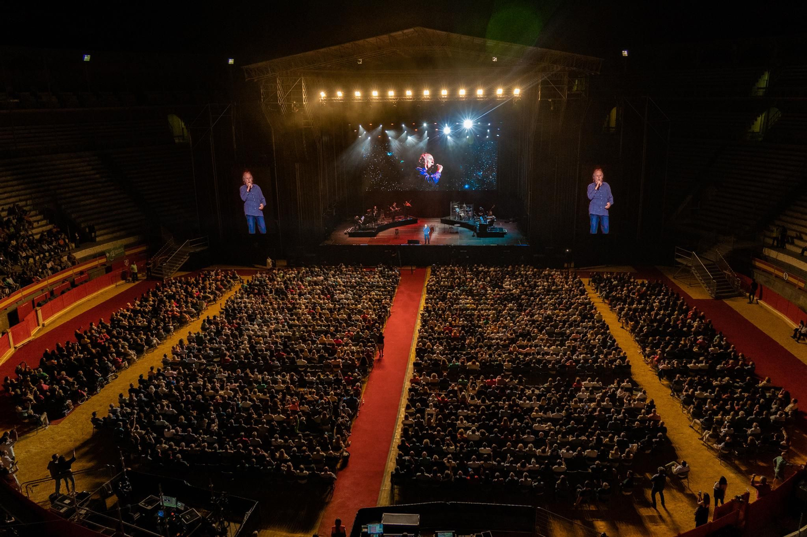La plaza de Toros de Granada ofrecerá un repertorio musical bastante variado durante los próximos meses.