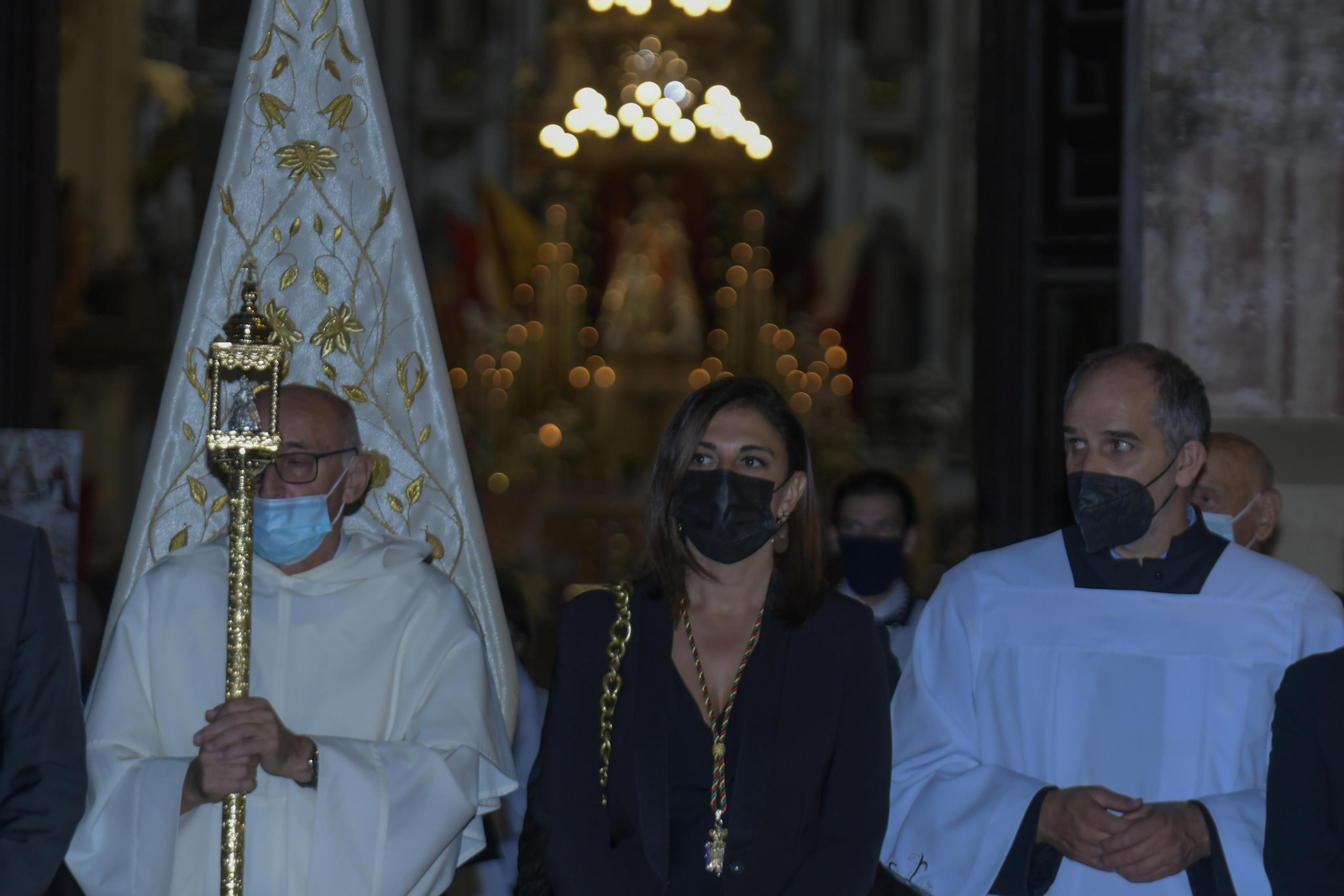 Fotos: Cultos a la Copatrona de Granada, la Virgen del Rosario
