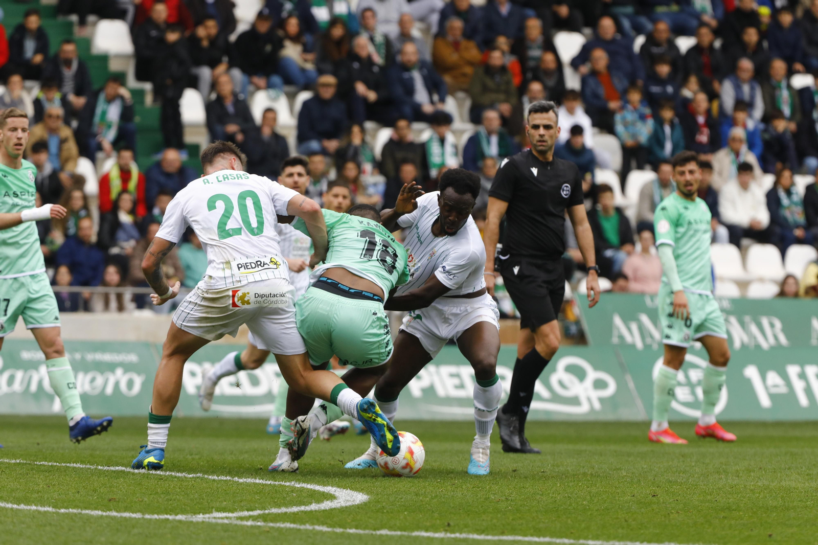 La victoria del Córdoba CF ante la Cultural Leonesa, en imágenes