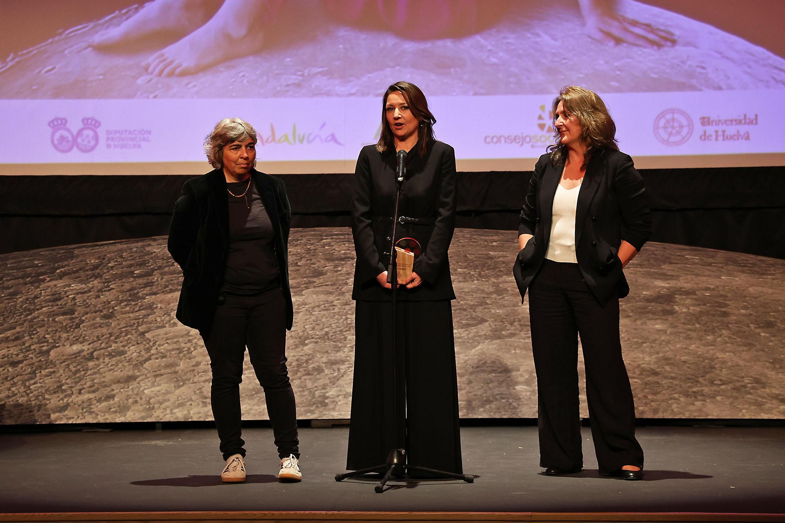 Imágenes del acto de inauguración de la X Edición de WofestHuelva