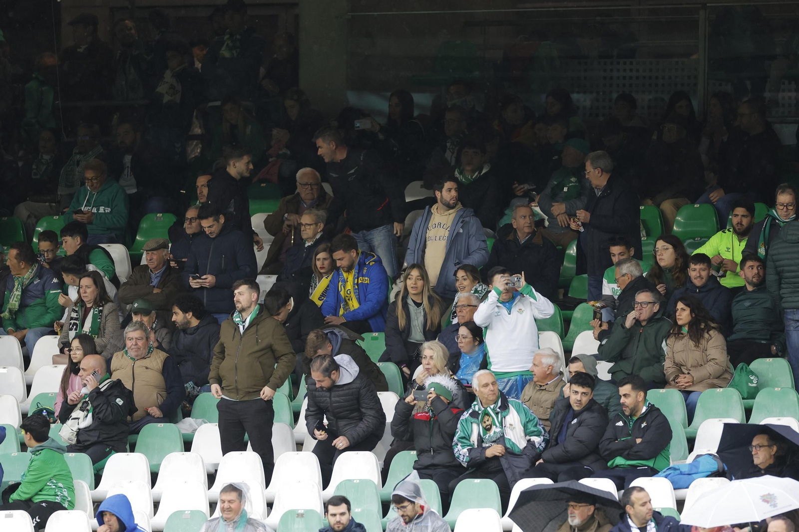 Búscate en las fotos del Betis - Las Palmas