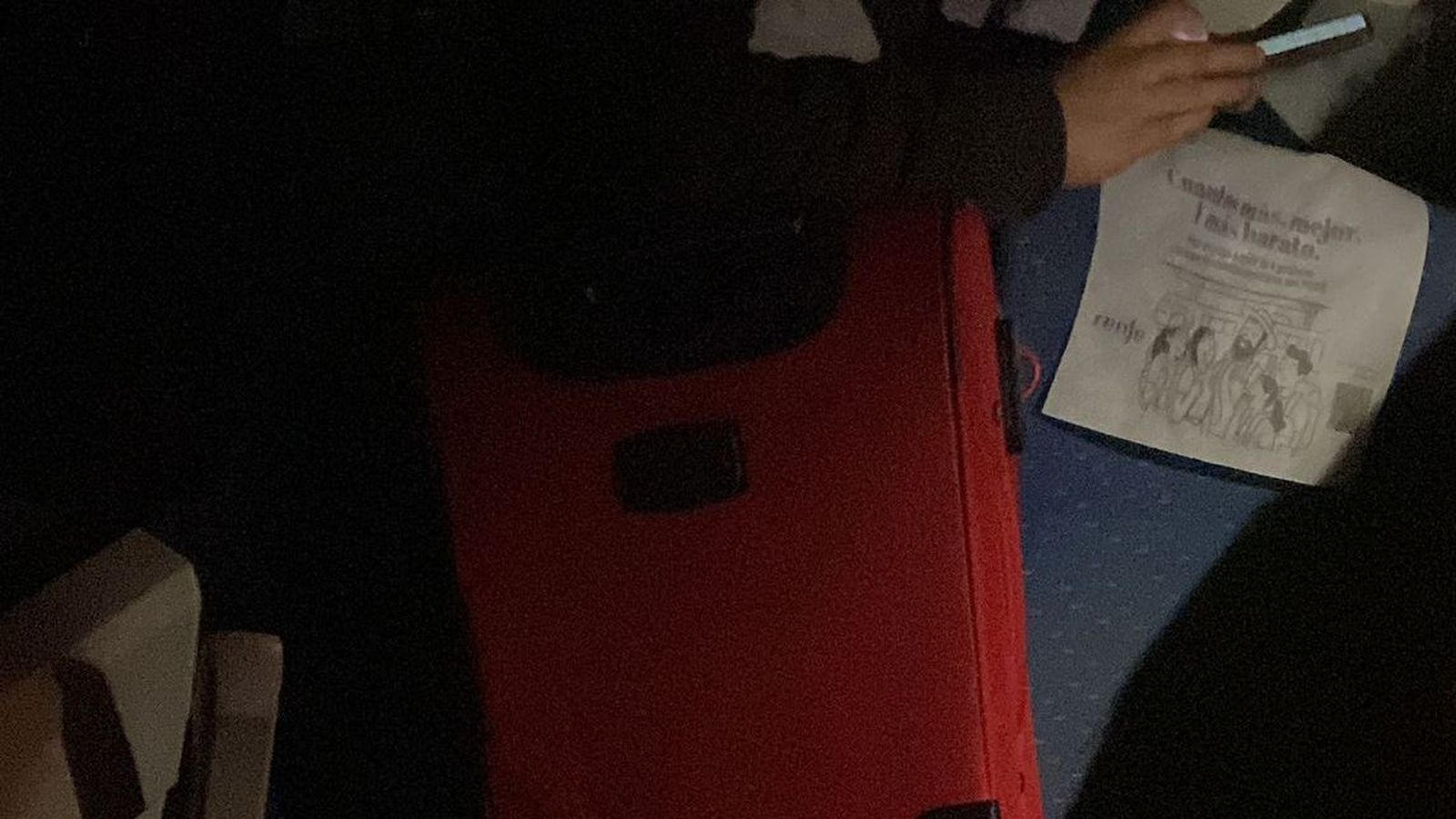 Primeras imágenes del interior del tren accidentado.