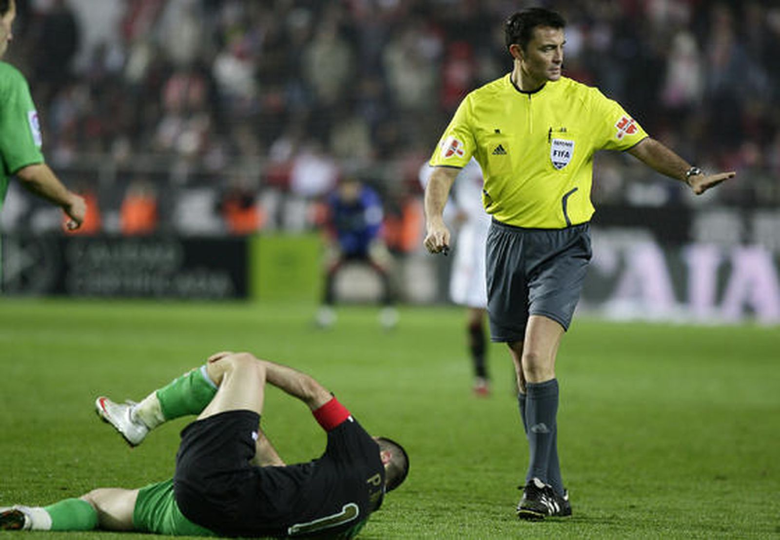 El Sevilla vuelve a ceder puntos en casa. / Antonio Pizarro