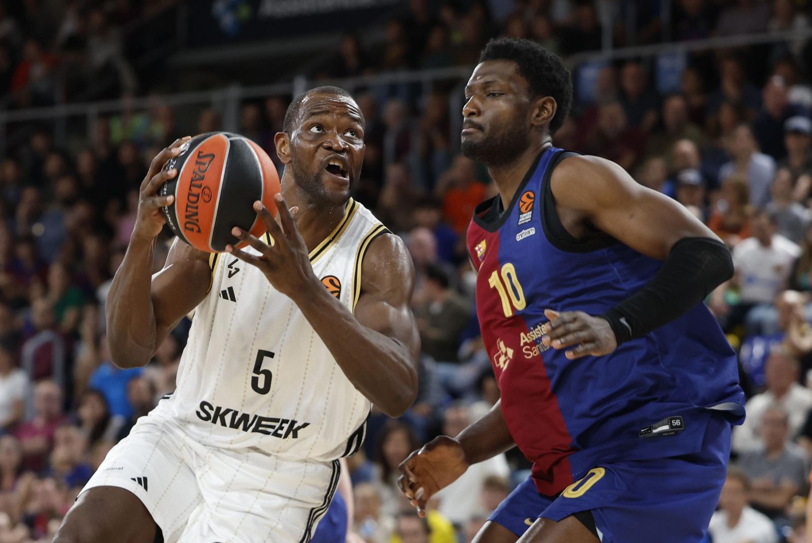 El Barça mastica plomo pero gana antes de jugar ante el Unicaja