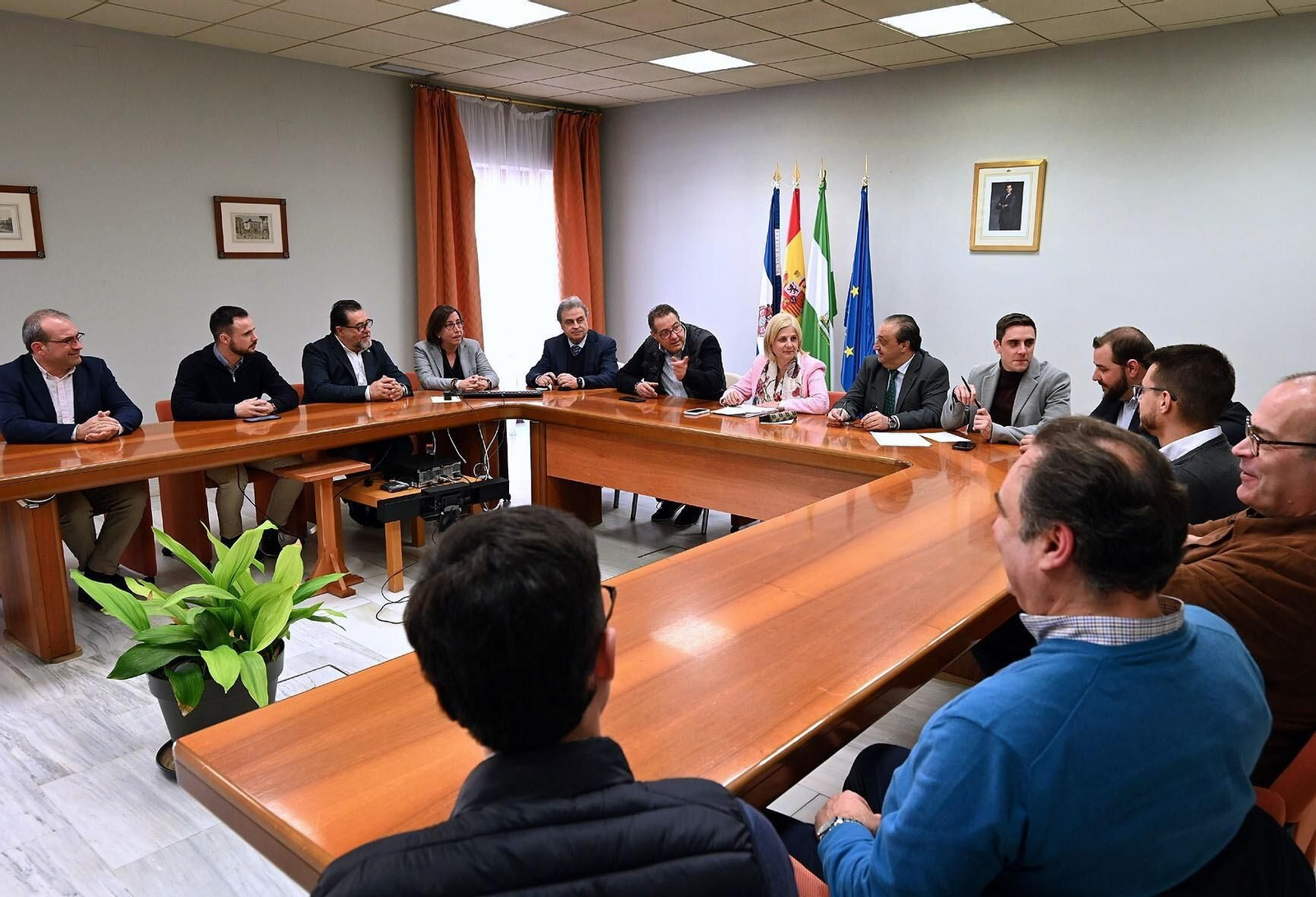 Encuentro del Ayuntamiento de Jerez y la junta de Humildad y Paciencia.