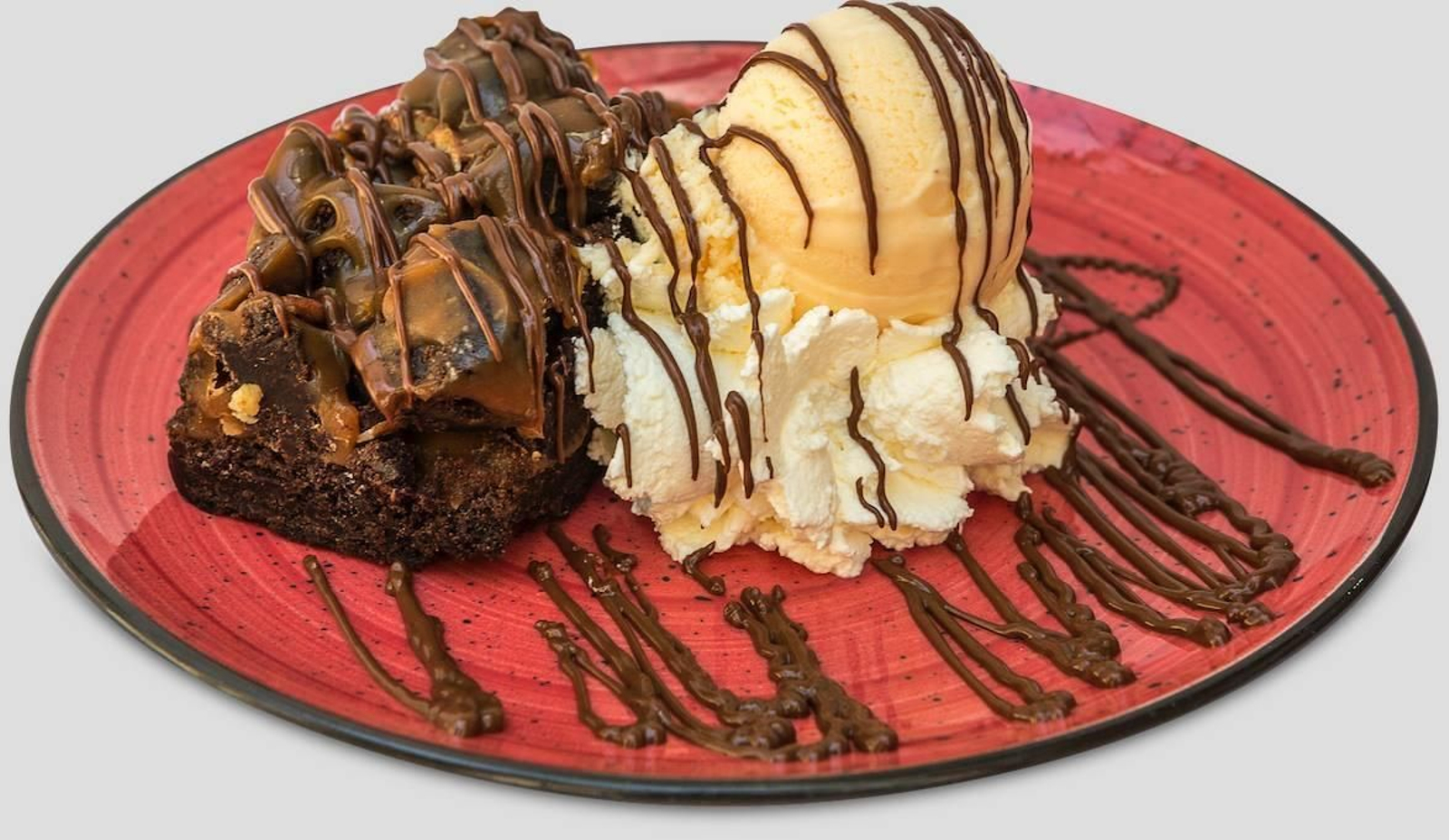 Brownie con helado de vainilla de Botanic
