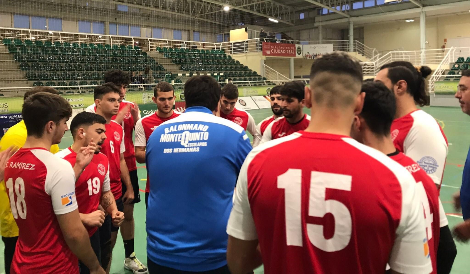 Una imagen del BM Montequinto en su última visita a Ciudad Real.