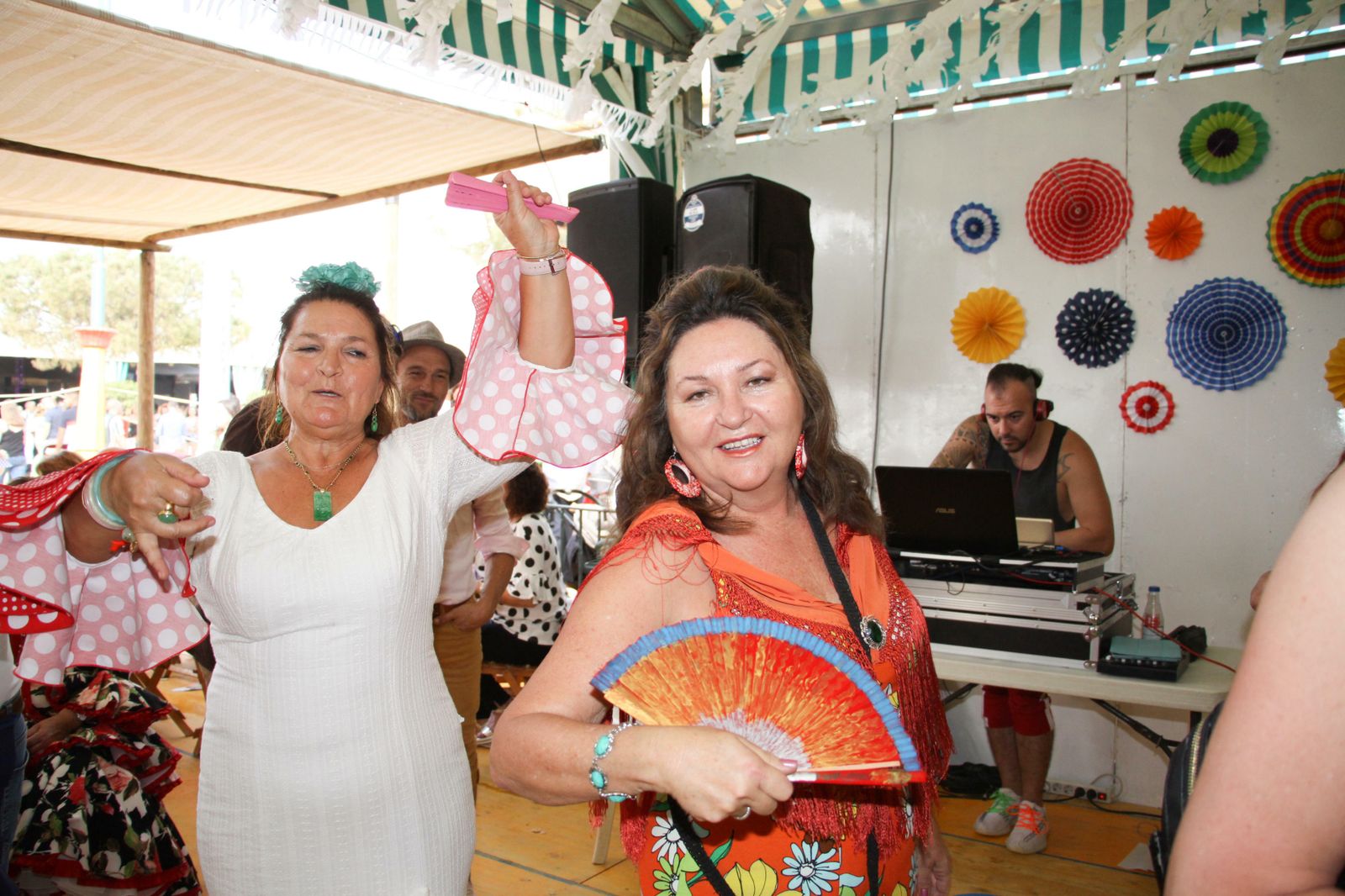 Imágenes del jueves de Feria en Chiclana