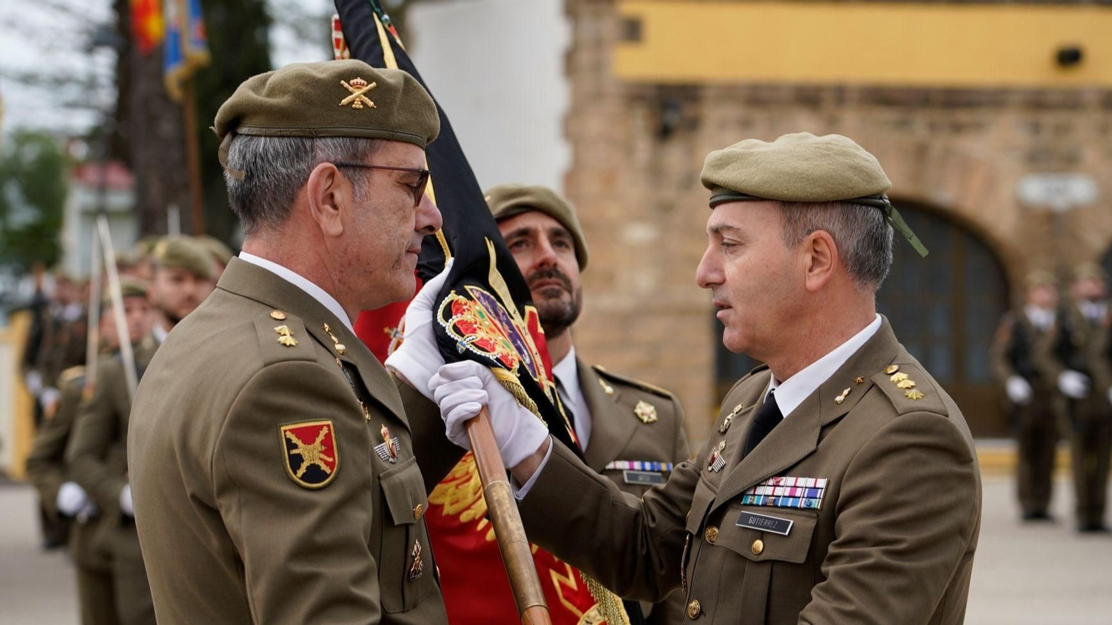 Relevo de mando en el Regimiento de Artillería de Costa número 4 (RACTA-4) de Camposoto, en San Fernando