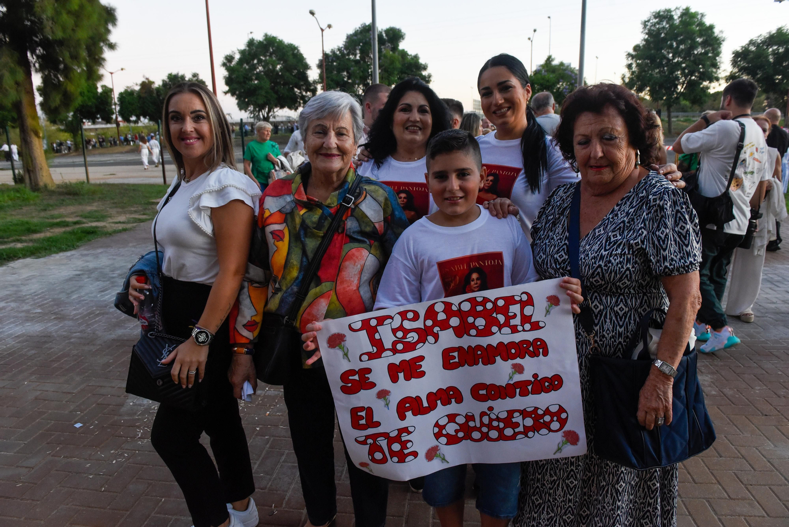 Búscate en el concierto de Isabel Pantoja