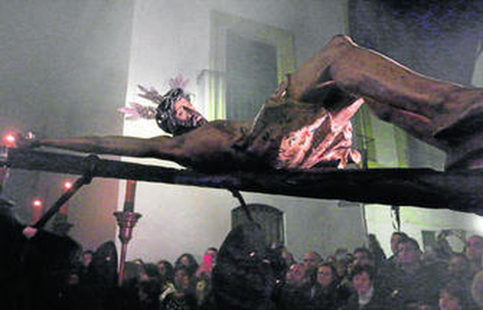 El Cristo de la Salud a recorre anoche las calles del Centro.