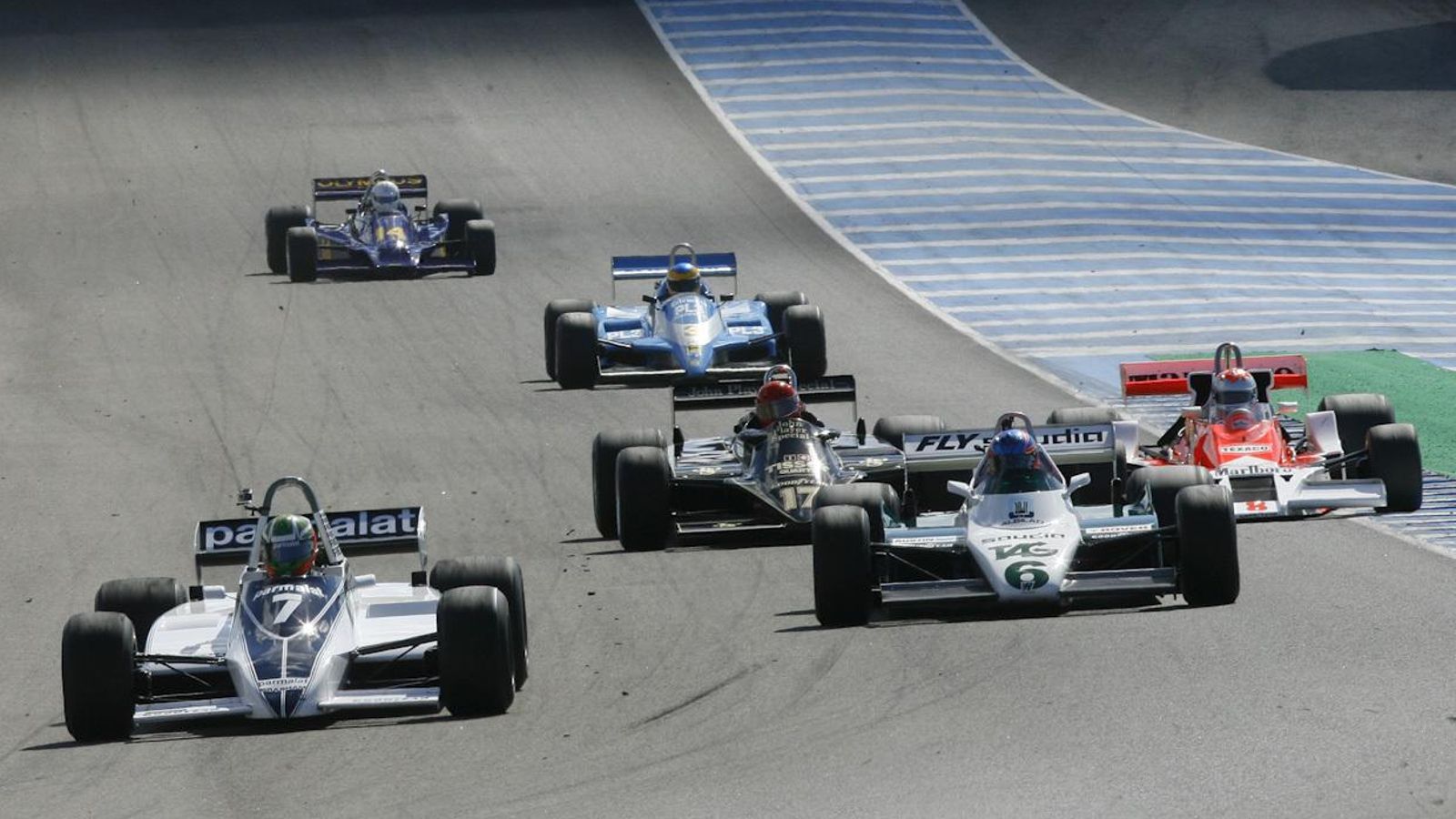 Los monoplazas de F-1 con efecto suelo también correrán en Jerez este fin de semana.