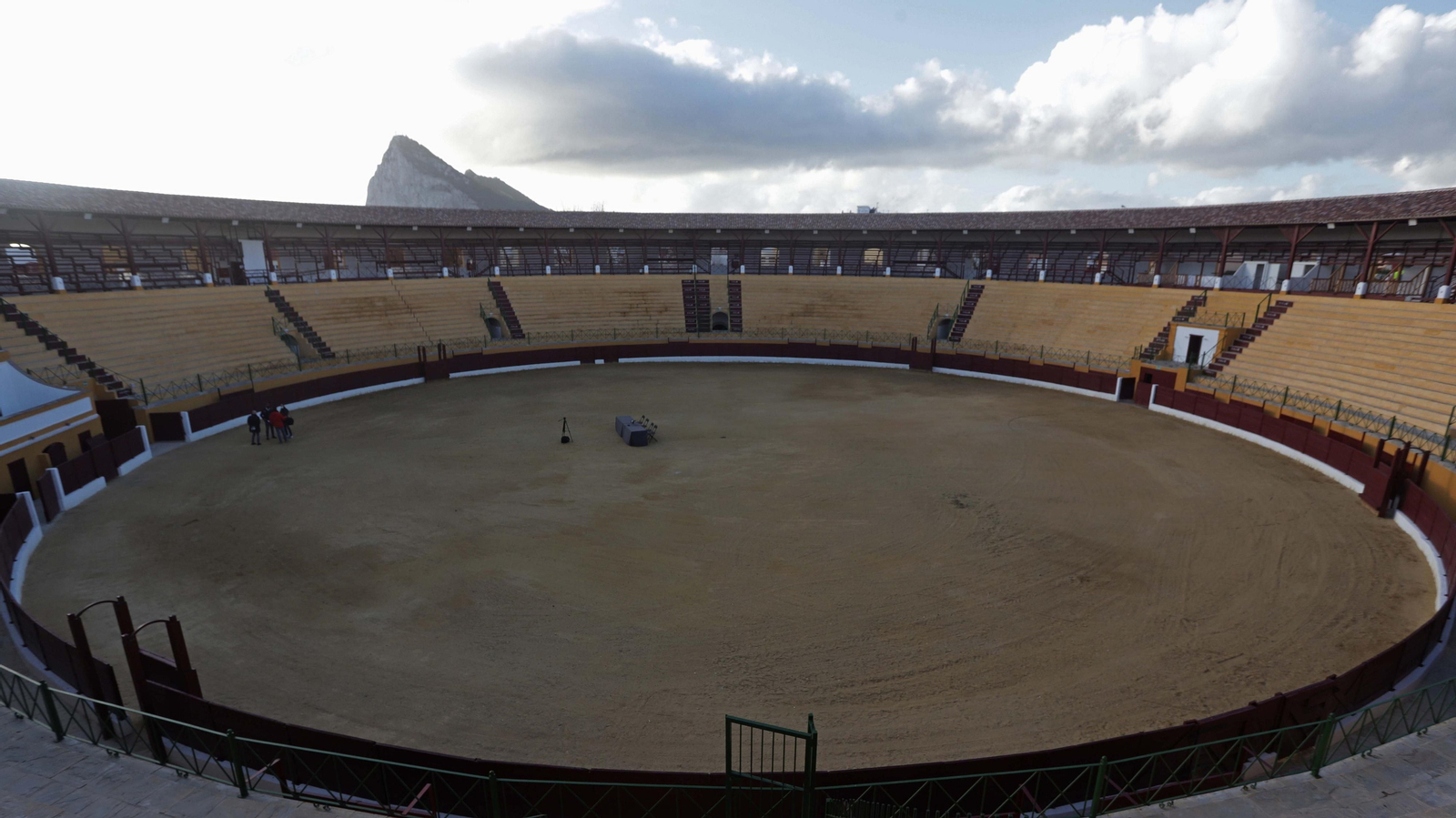 Fotos de la plaza de toros de La Línea