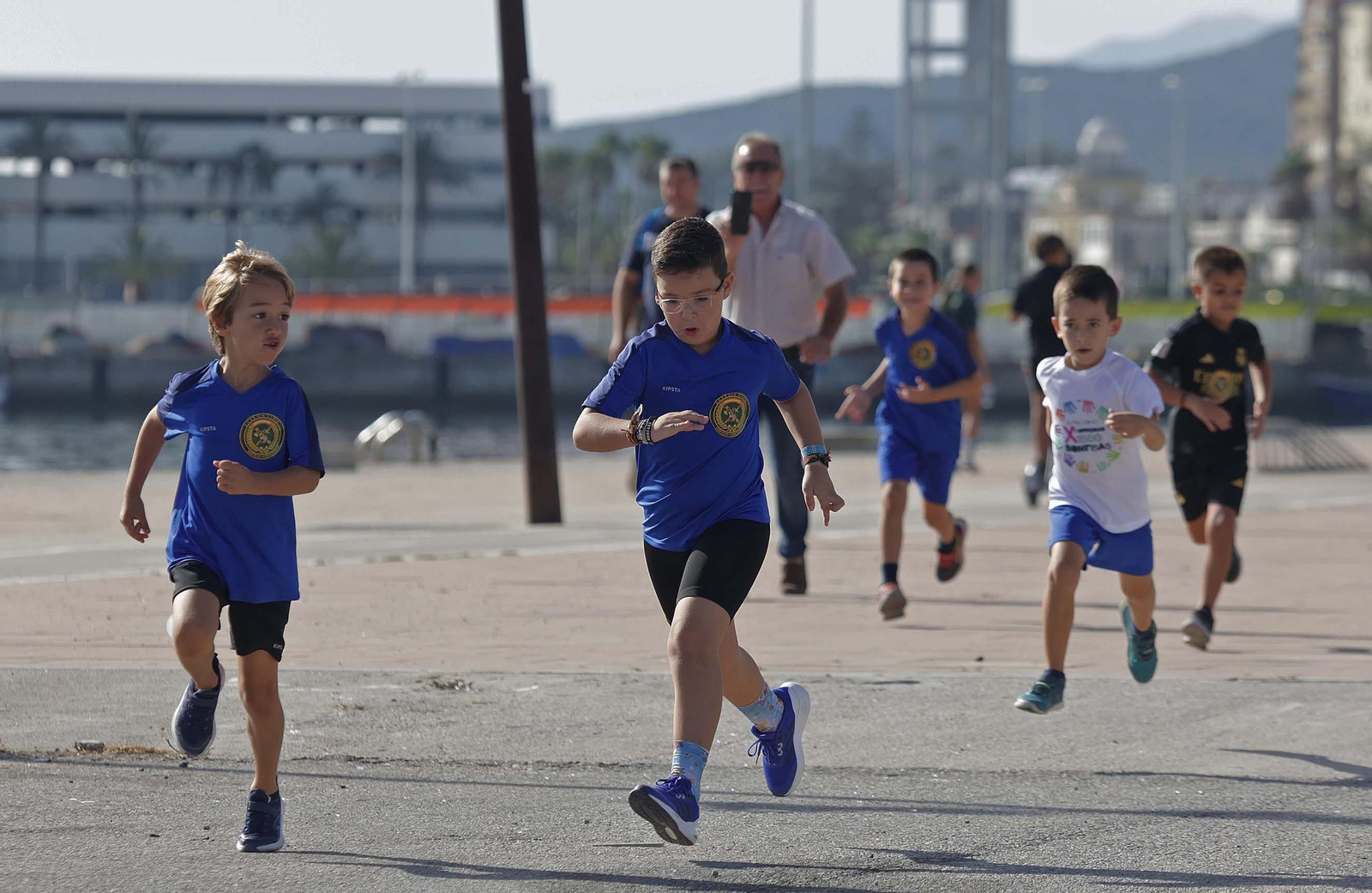 Fotos de la XXVI Carrera Popular 'Virgen del Pilar' en Algeciras