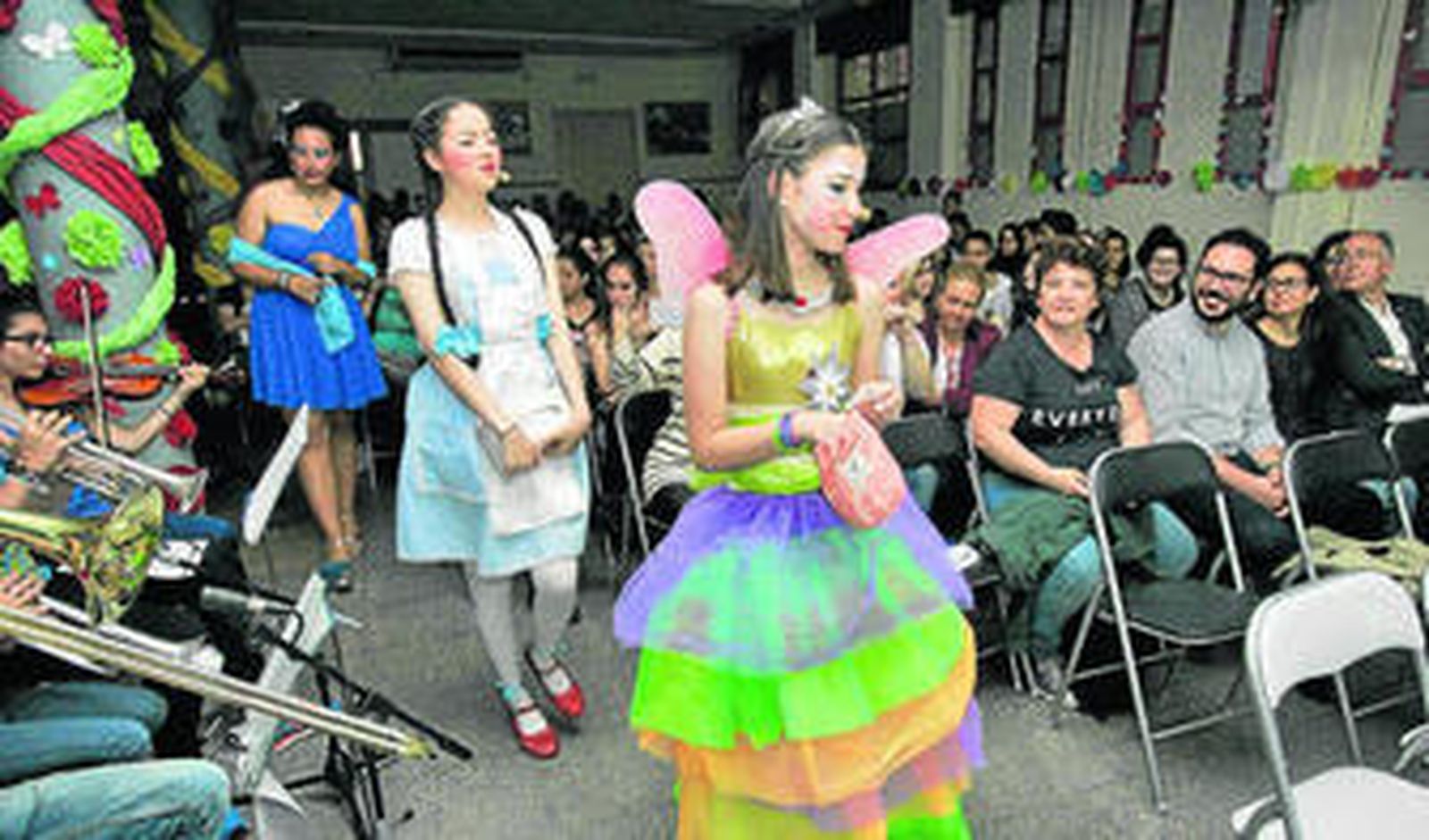 Alumnos del IES Galileo protagonizan un concierto en torno al Mago de Oz