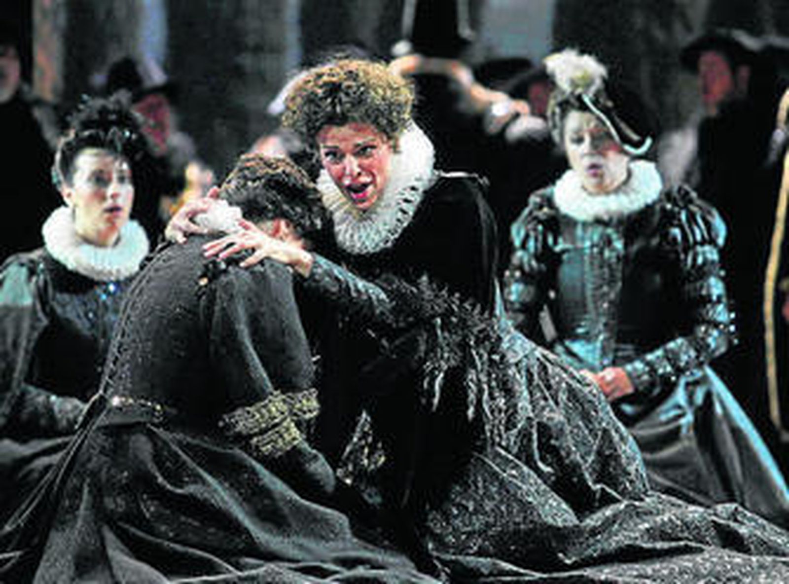 'Don Carlo' cierra la temporada lírica